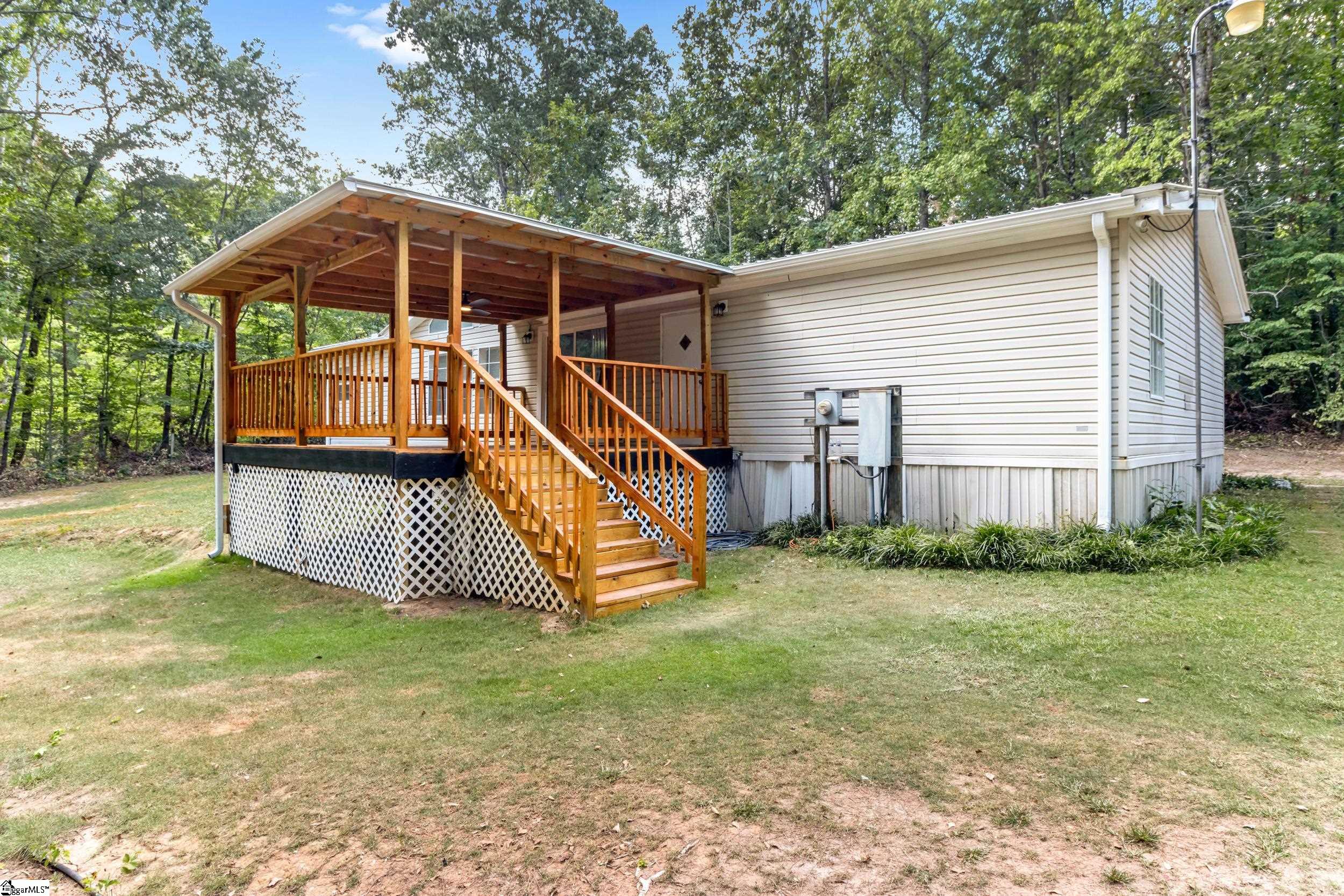 1298 Mordeci Mountain Road Gray Court, SC 29645