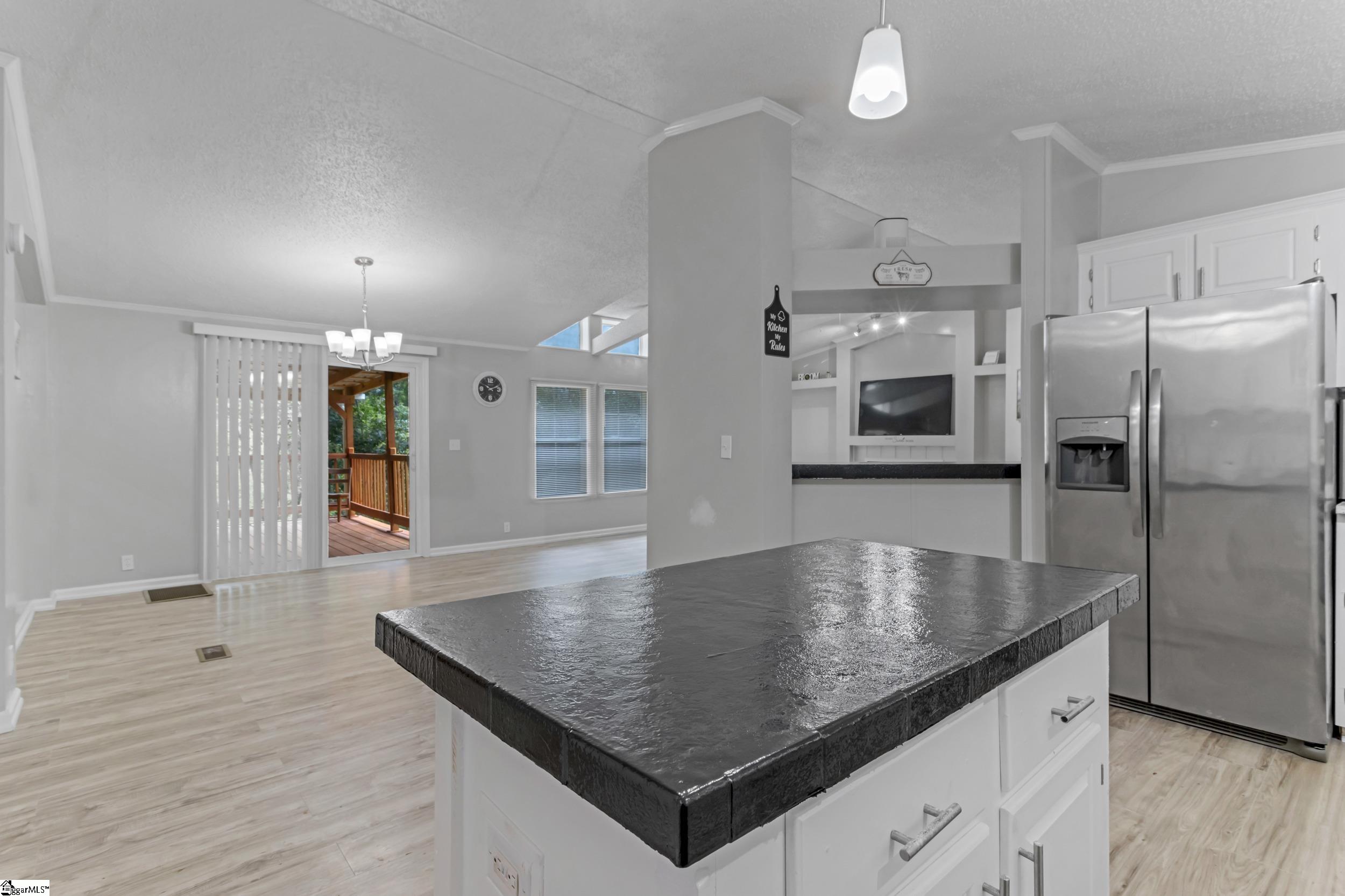 1298 Mordeci Mountain Road Gray Court, SC 29645