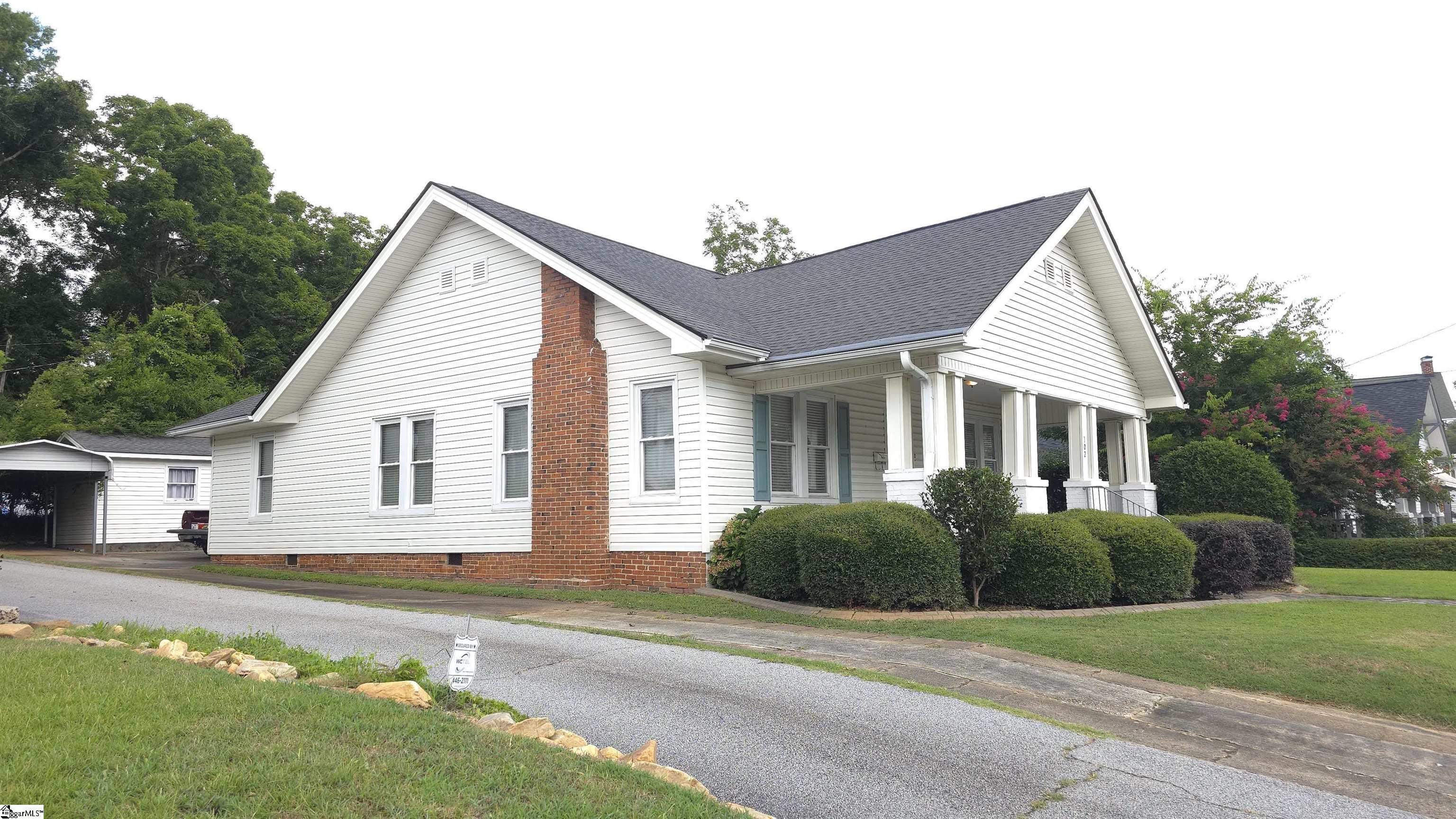 102 Wardlaw Street Abbeville, SC 29620