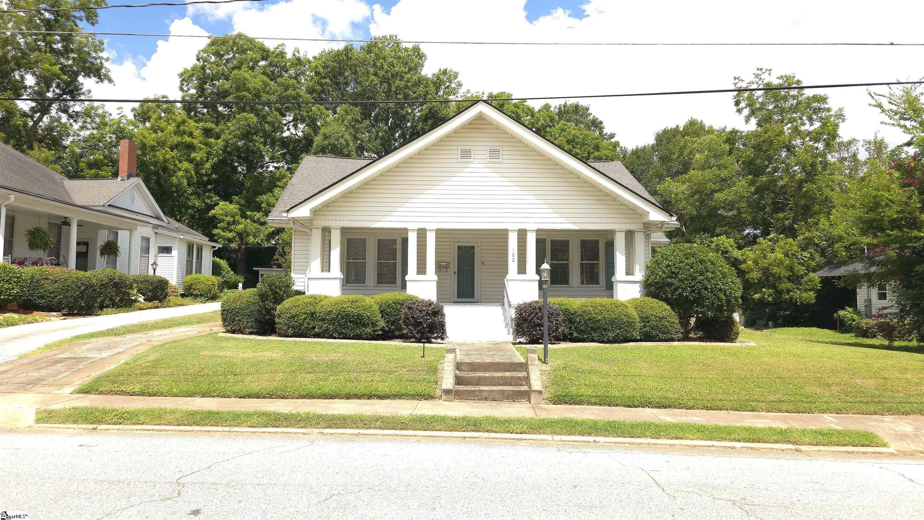 102 Wardlaw Street Abbeville, SC 29620