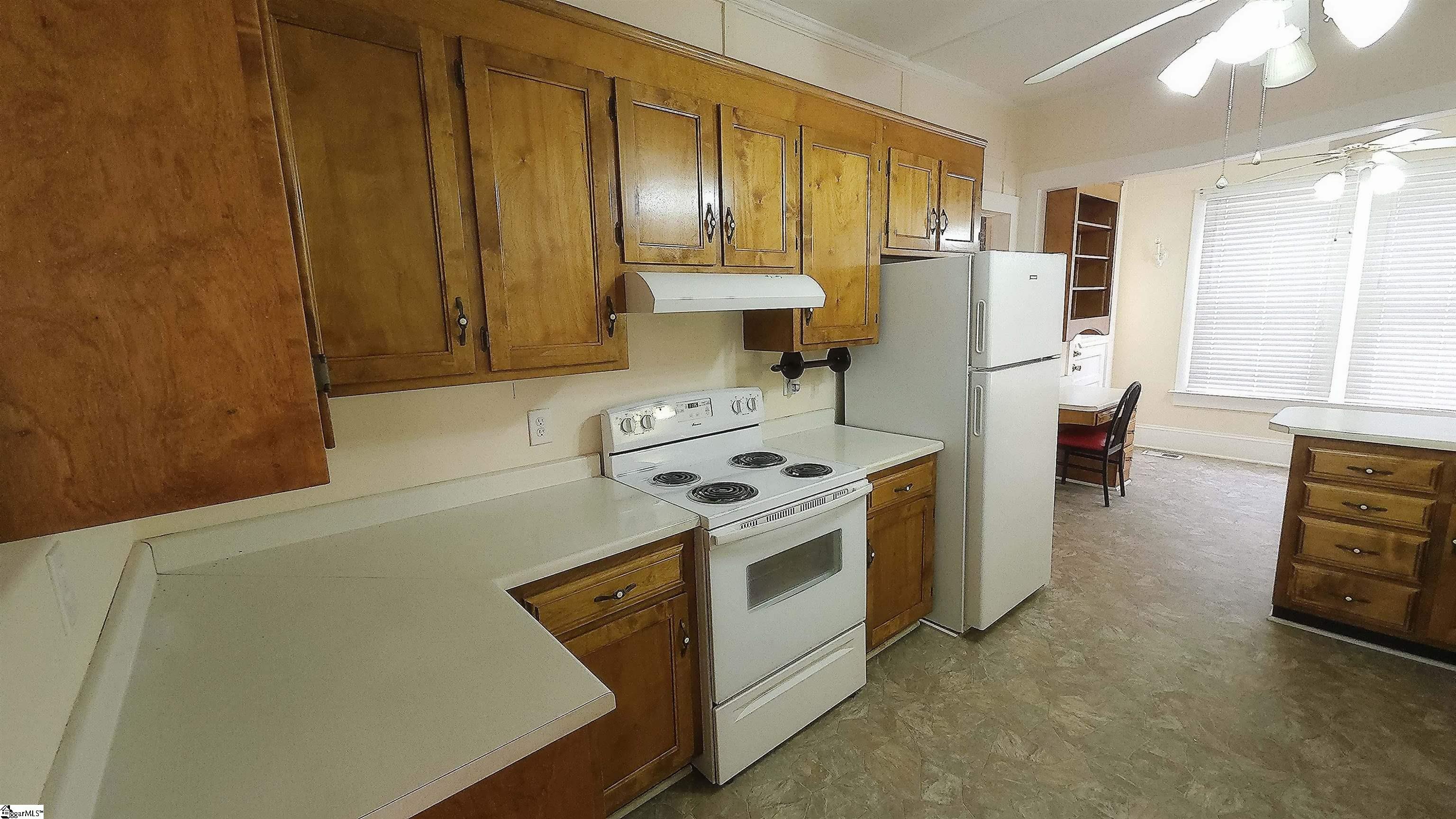 102 Wardlaw Street Abbeville, SC 29620