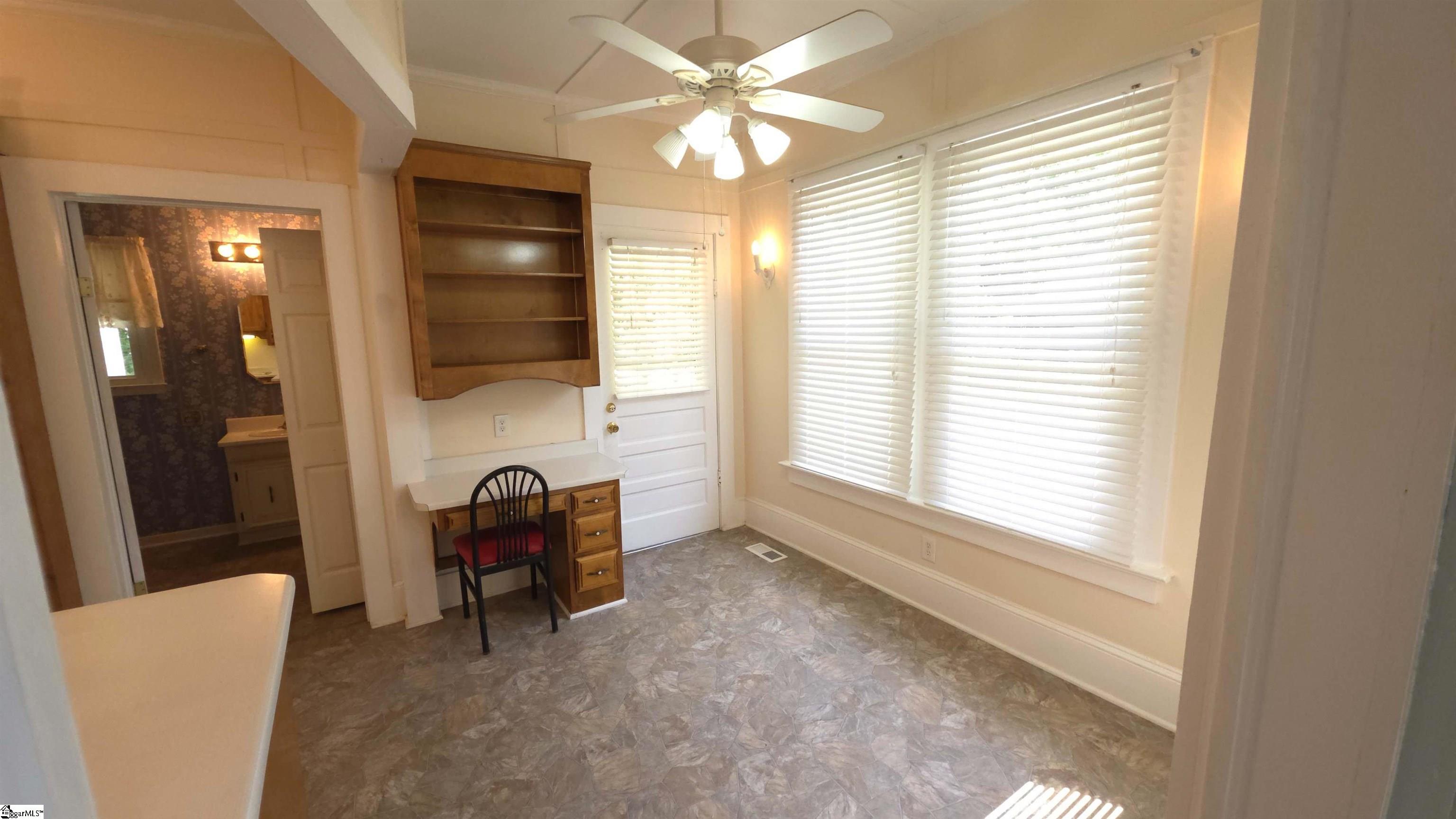 102 Wardlaw Street Abbeville, SC 29620