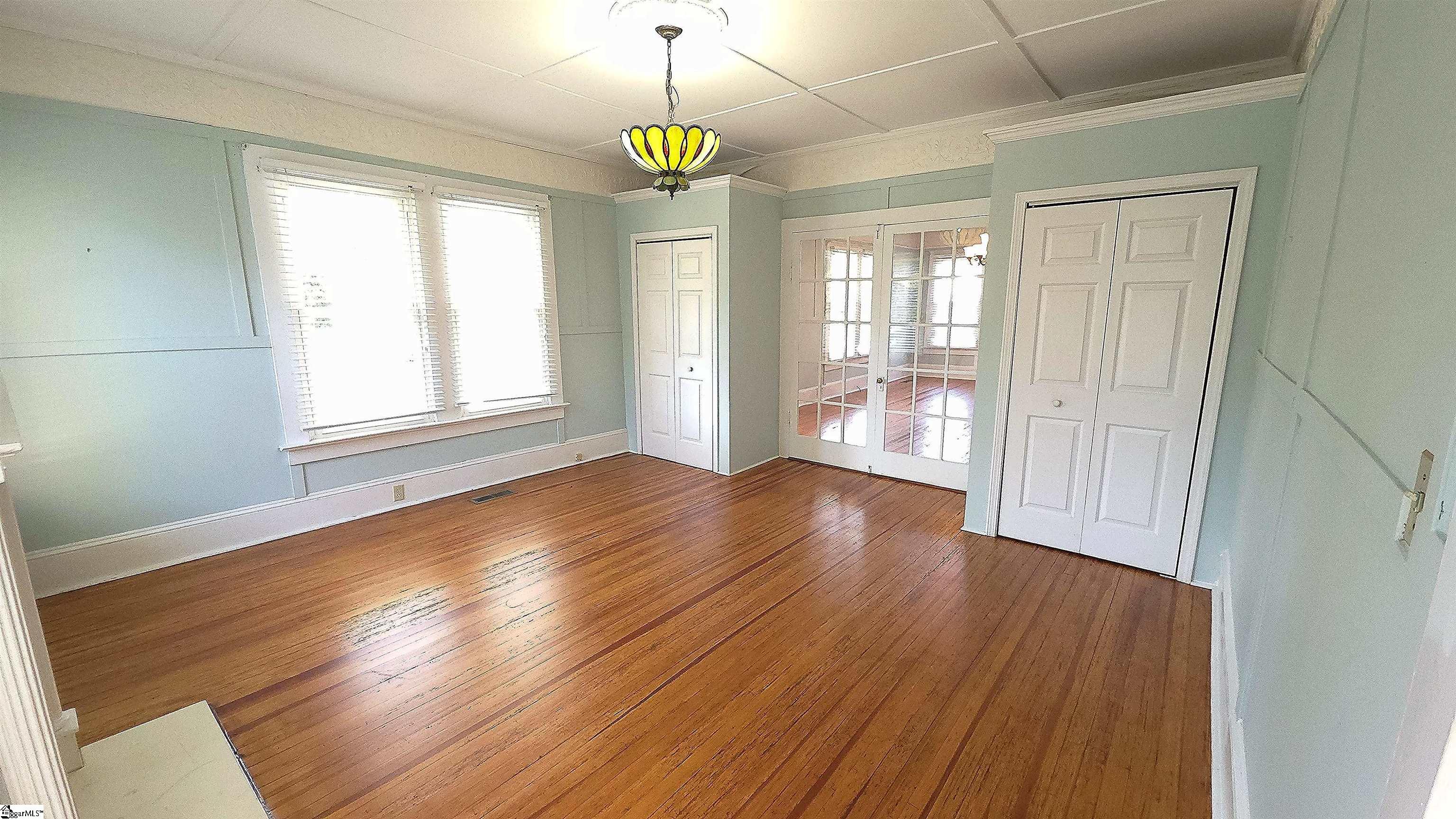 102 Wardlaw Street Abbeville, SC 29620