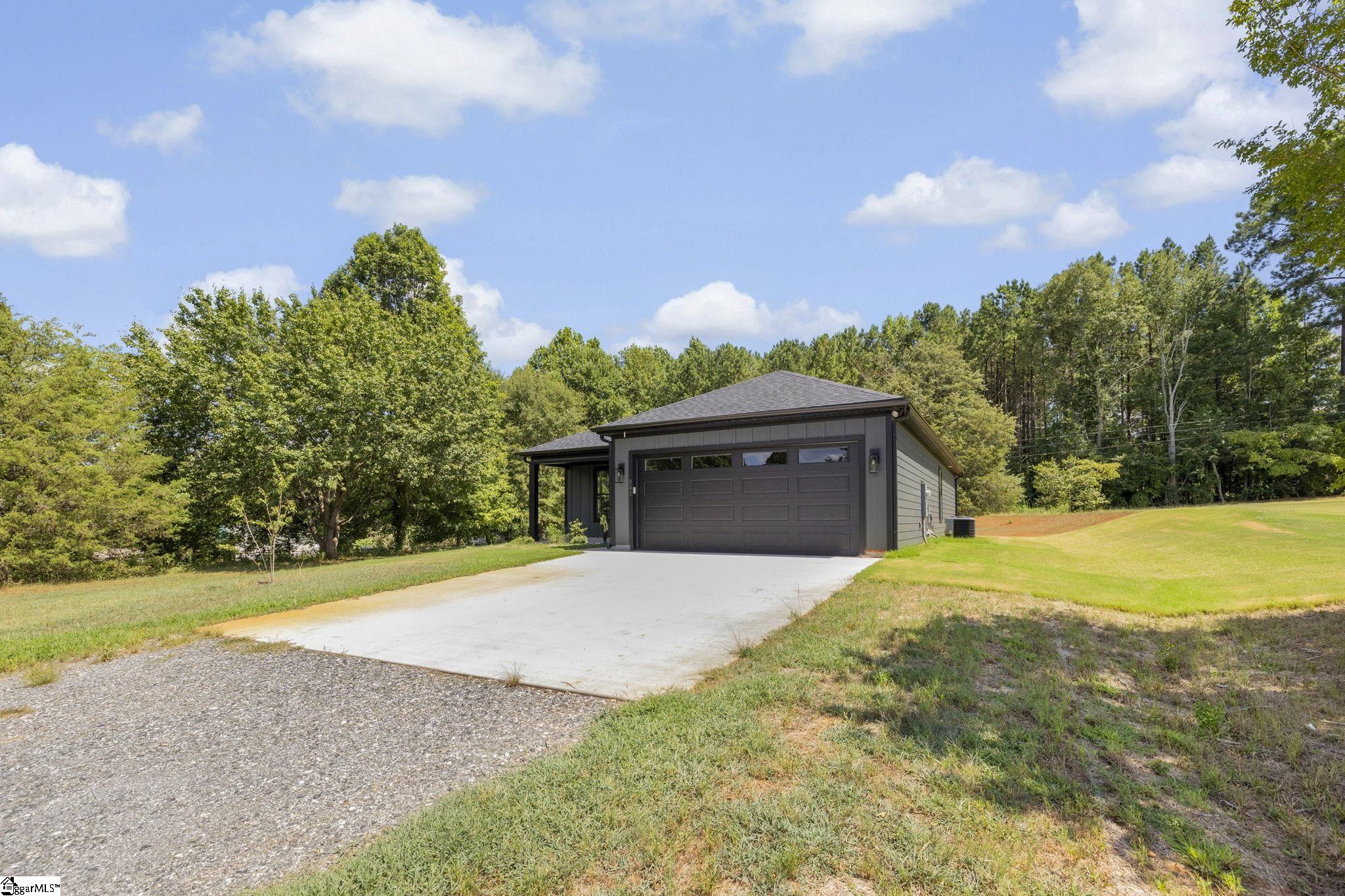 351 Scenic Avenue Campobello, SC 29322