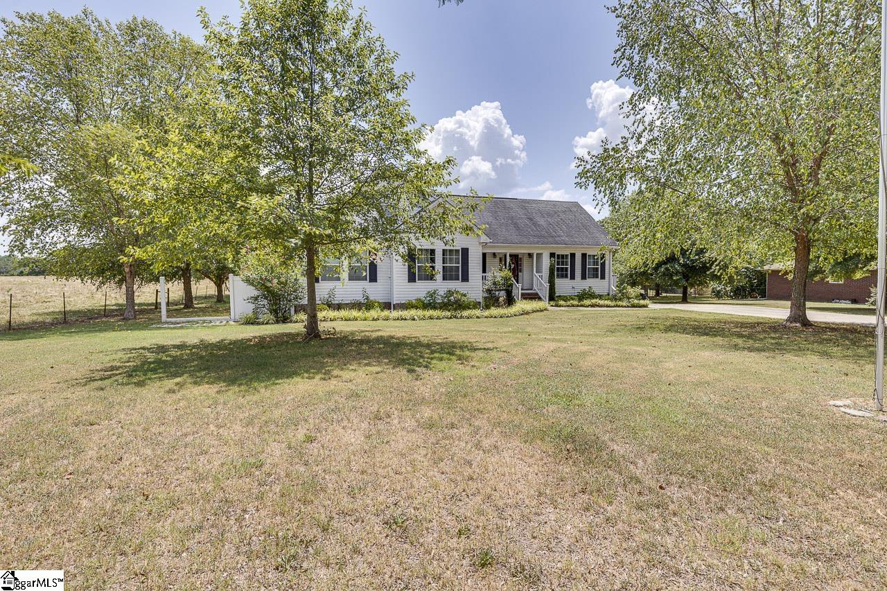 1139 Wright School Road Belton, SC 29627
