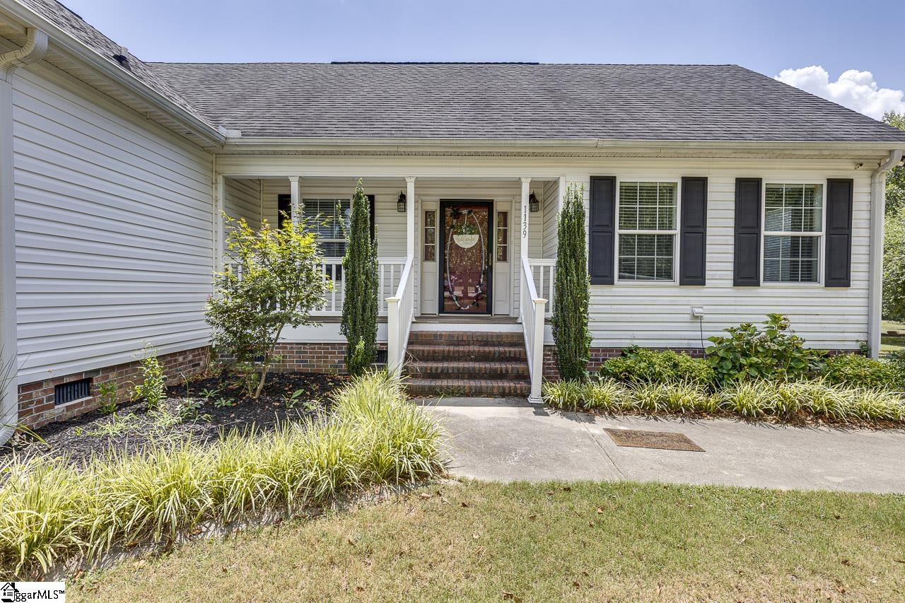 1139 Wright School Road Belton, SC 29627