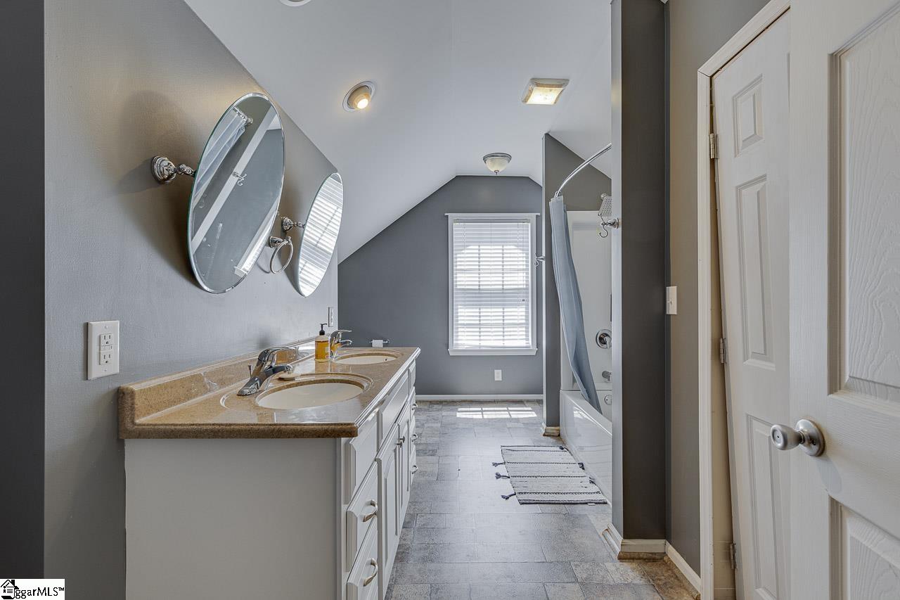 1139 Wright School Road Belton, SC 29627