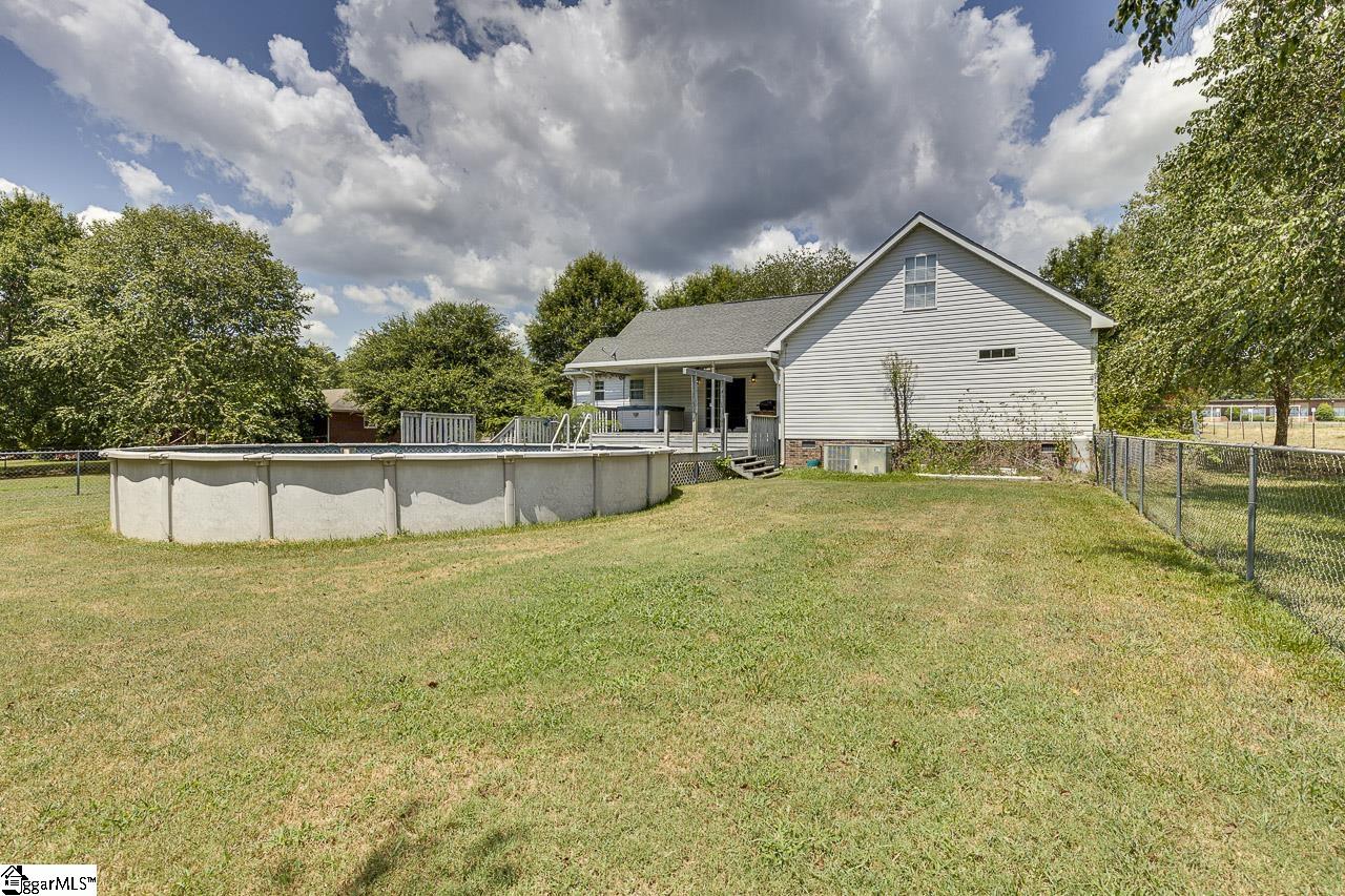 1139 Wright School Road Belton, SC 29627