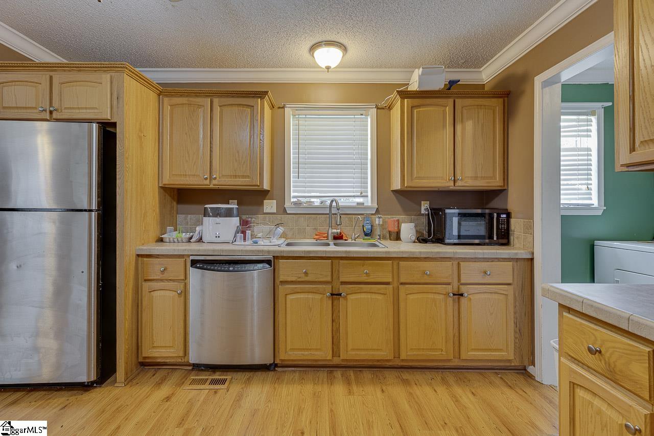 1139 Wright School Road Belton, SC 29627
