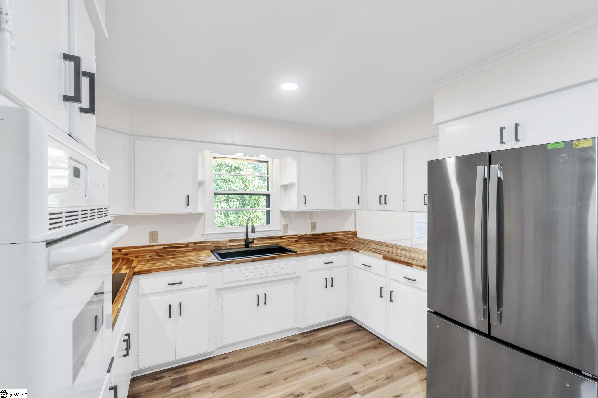 149 Russell Street Spartanburg, SC 29307