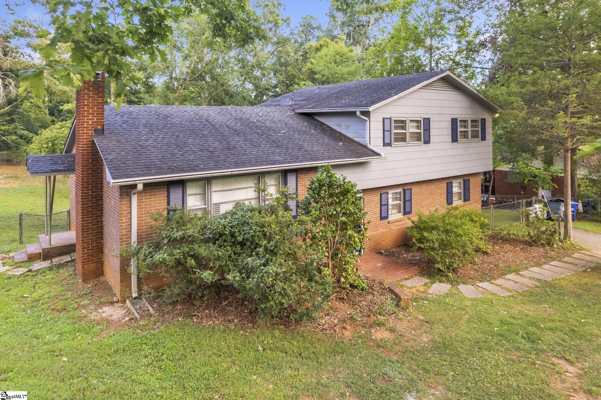 149 Russell Street Spartanburg, SC 29307