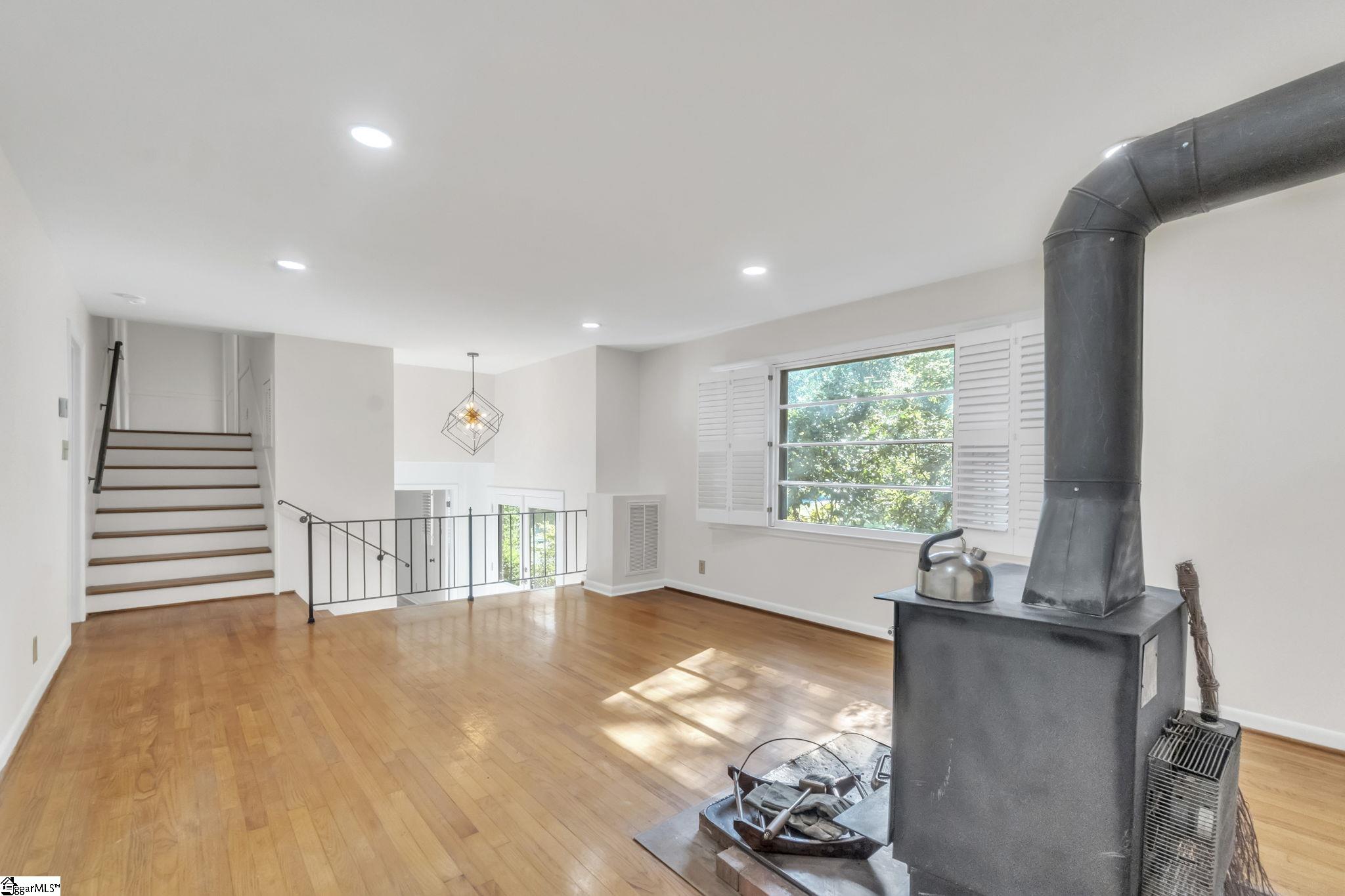 149 Russell Street Spartanburg, SC 29307
