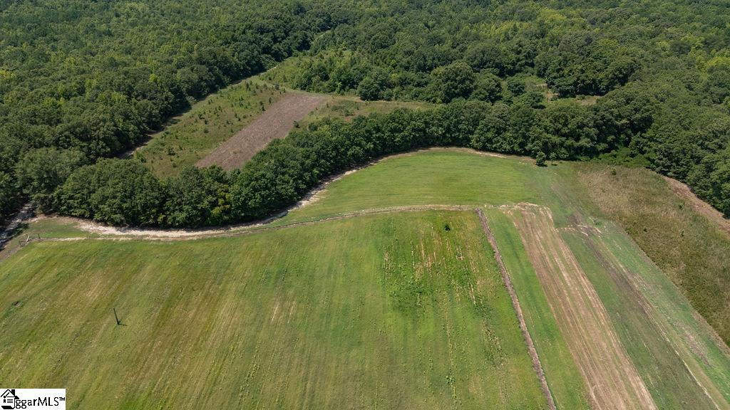 2935 Highway Laurens, SC 29360
