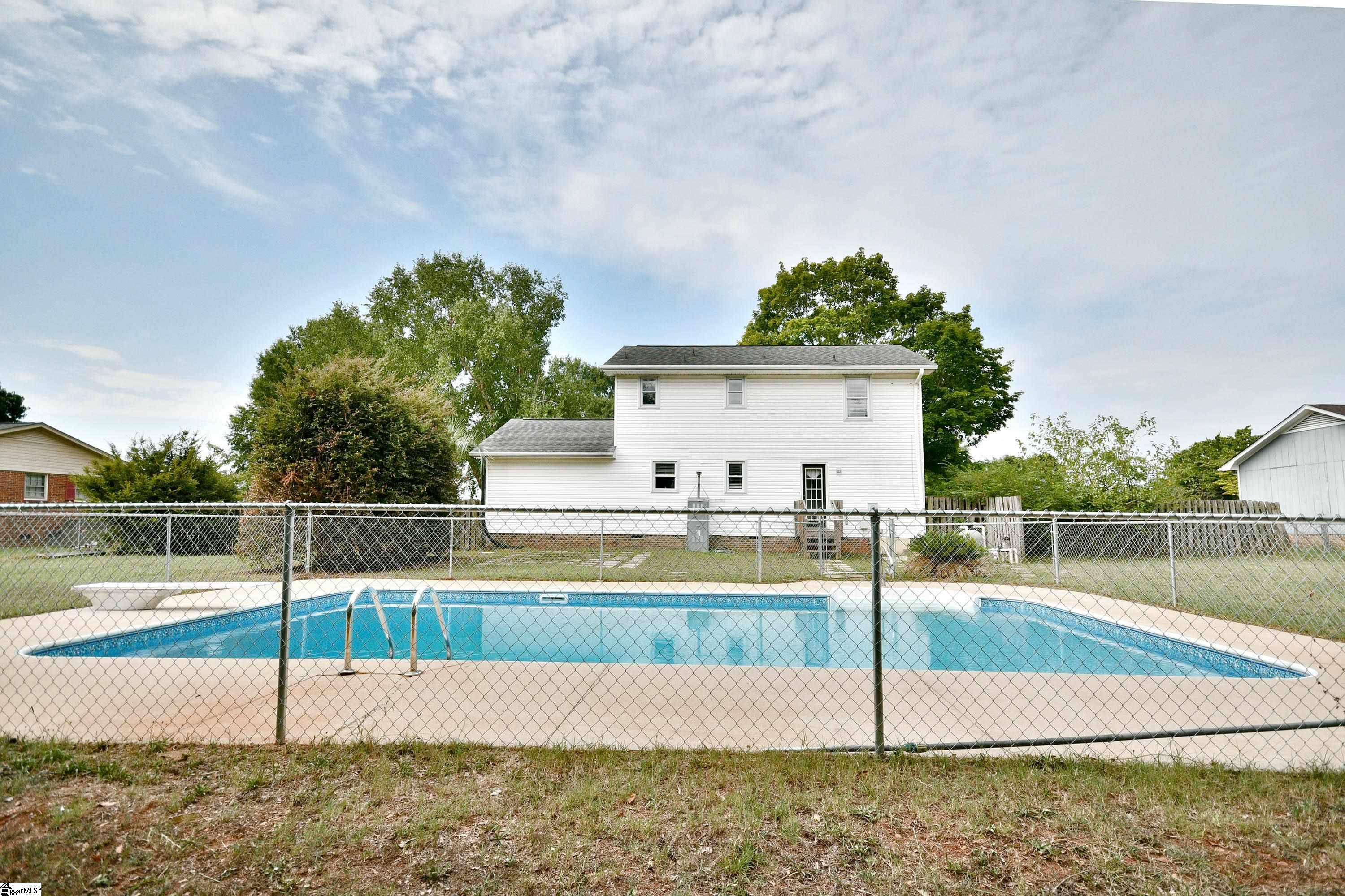 310 Kingston Way Anderson, SC 29625