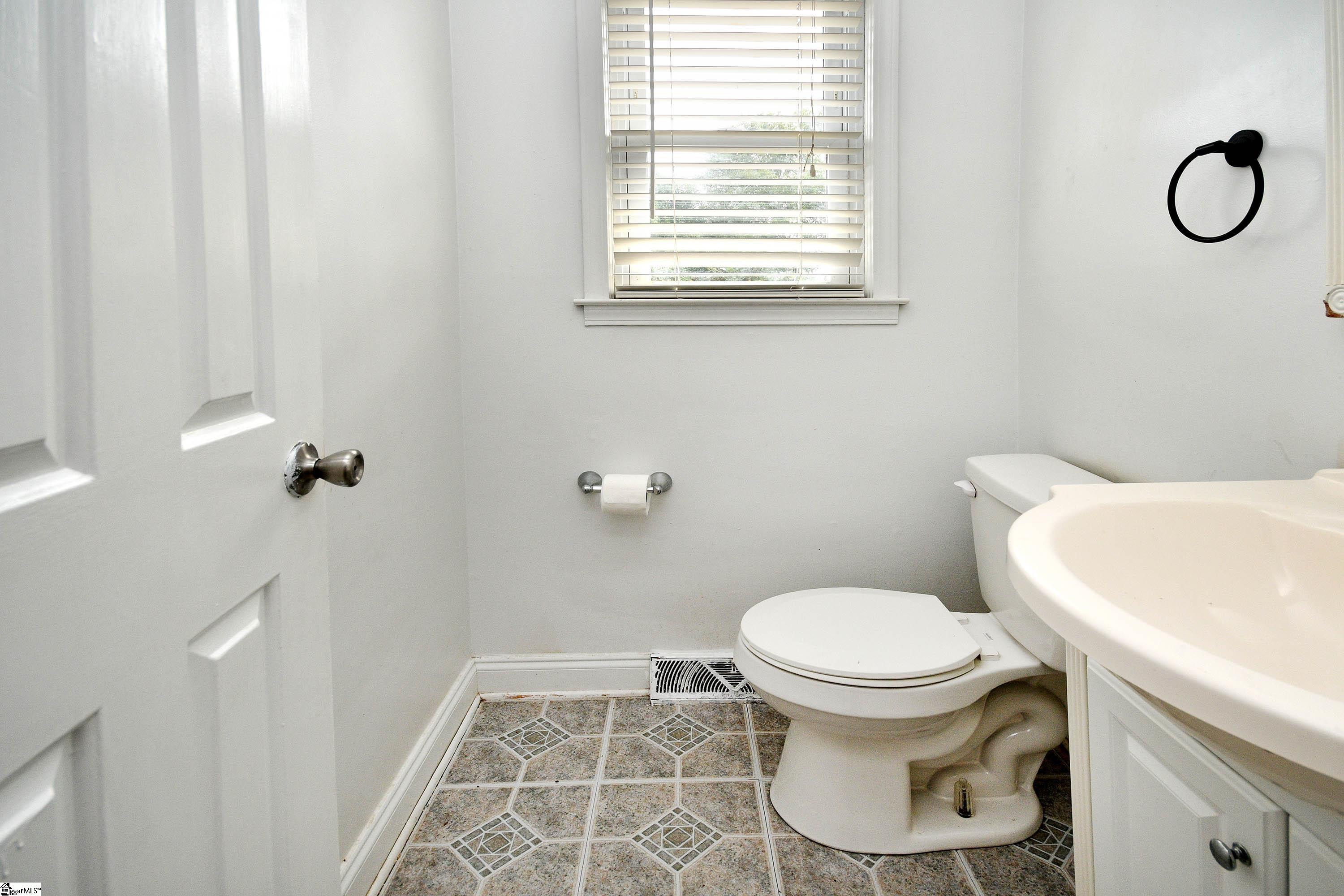 310 Kingston Way Anderson, SC 29625