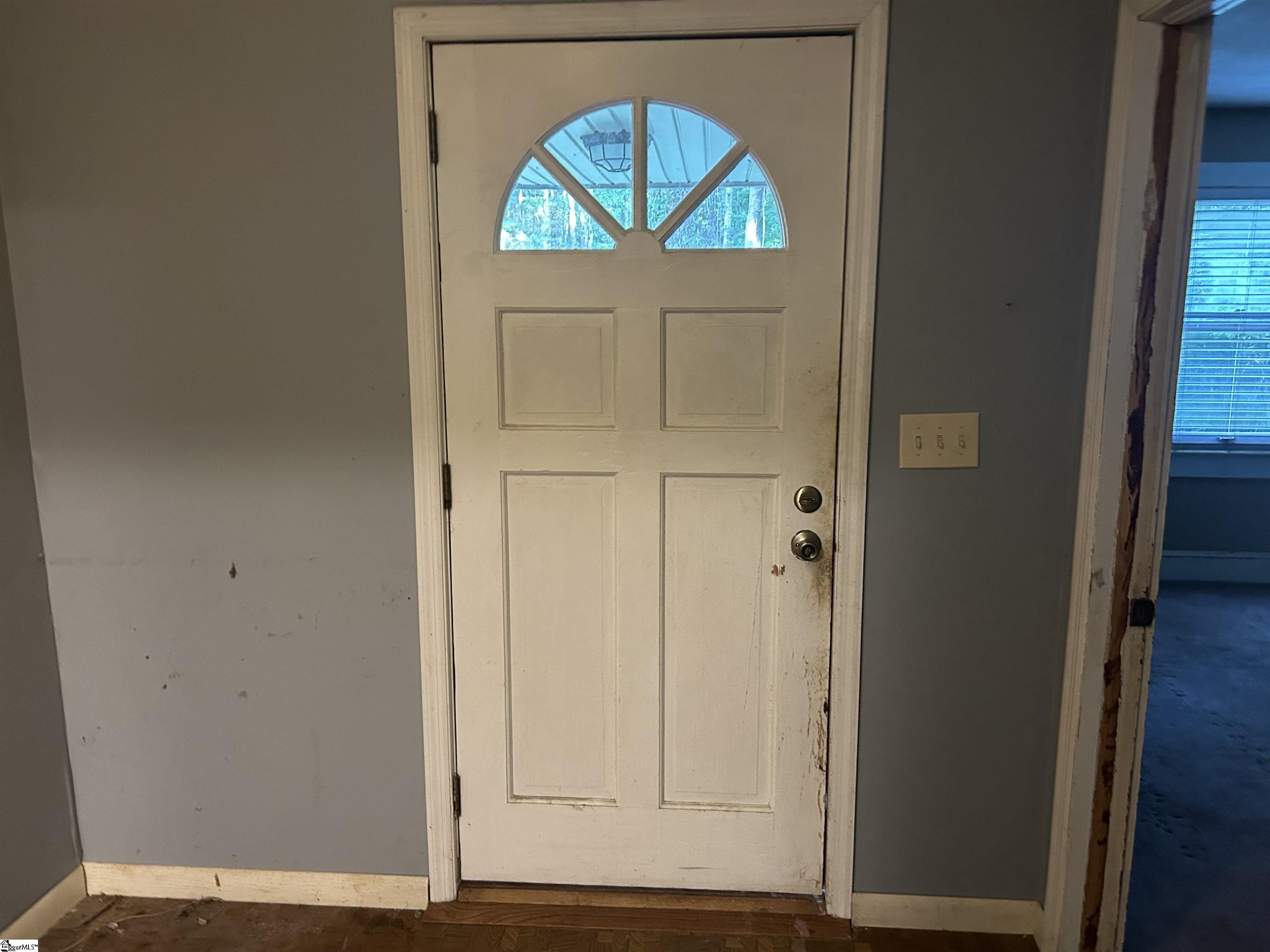 3153 Georgia Road Gray Court, SC 29645