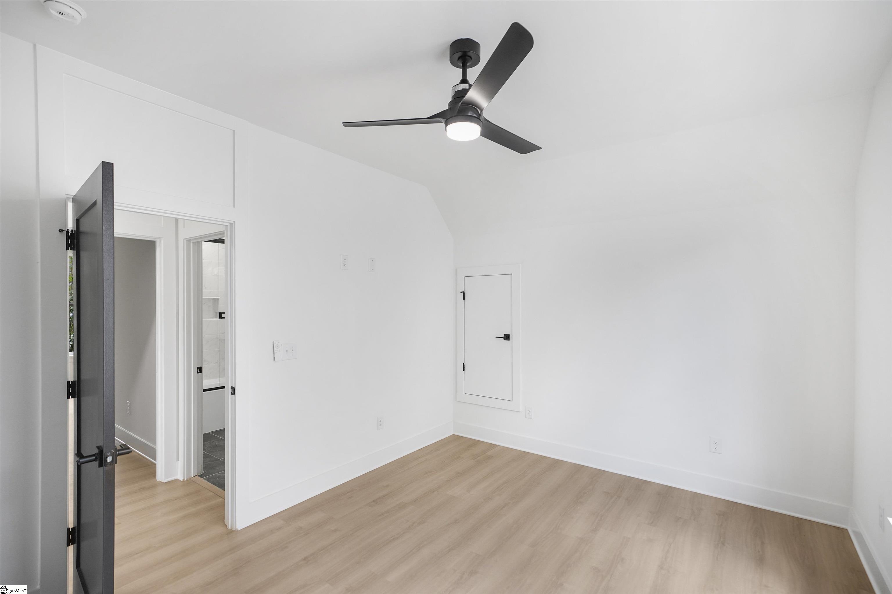 19 Beck Avenue Greenville, SC 29605