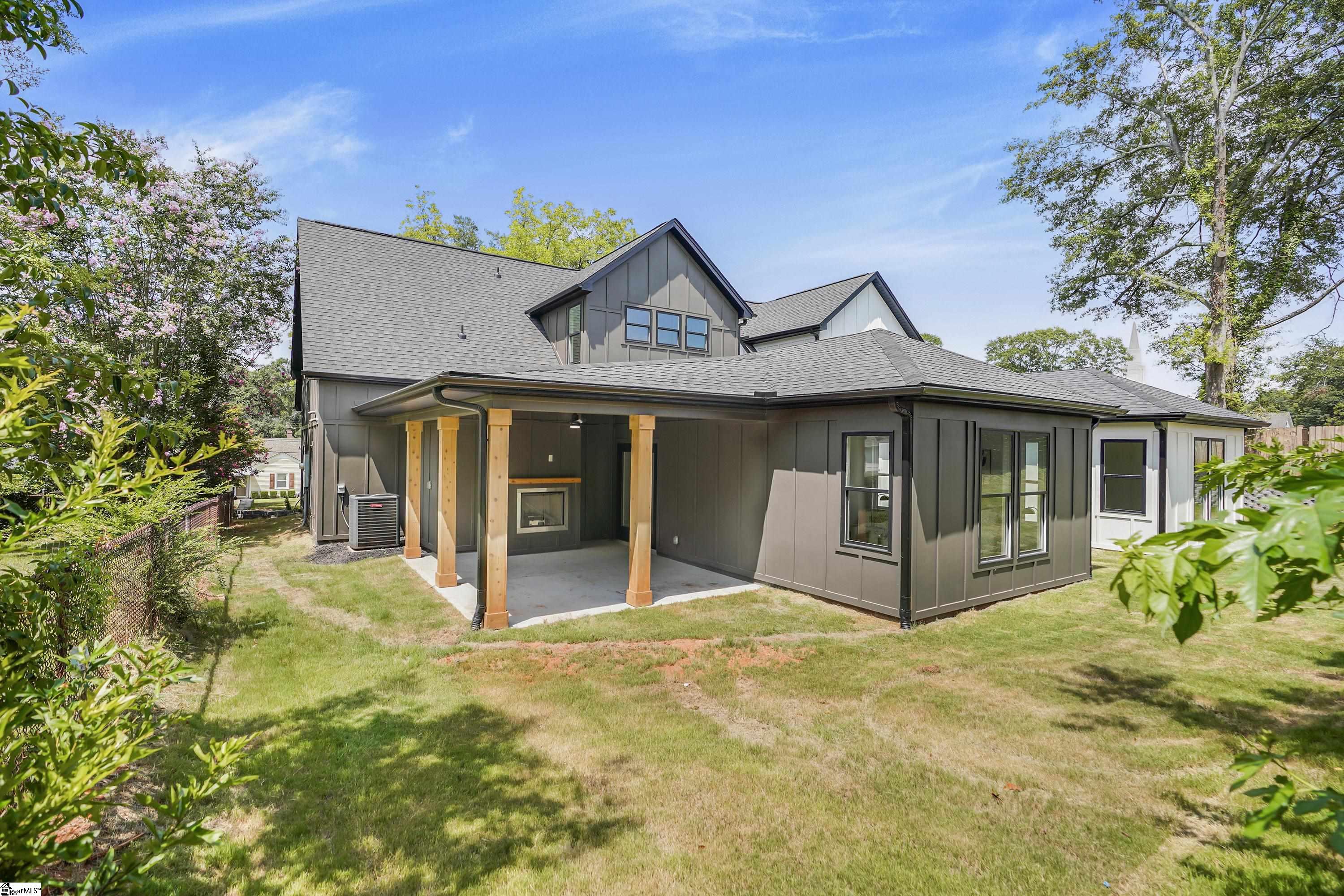 19 Beck Avenue Greenville, SC 29605