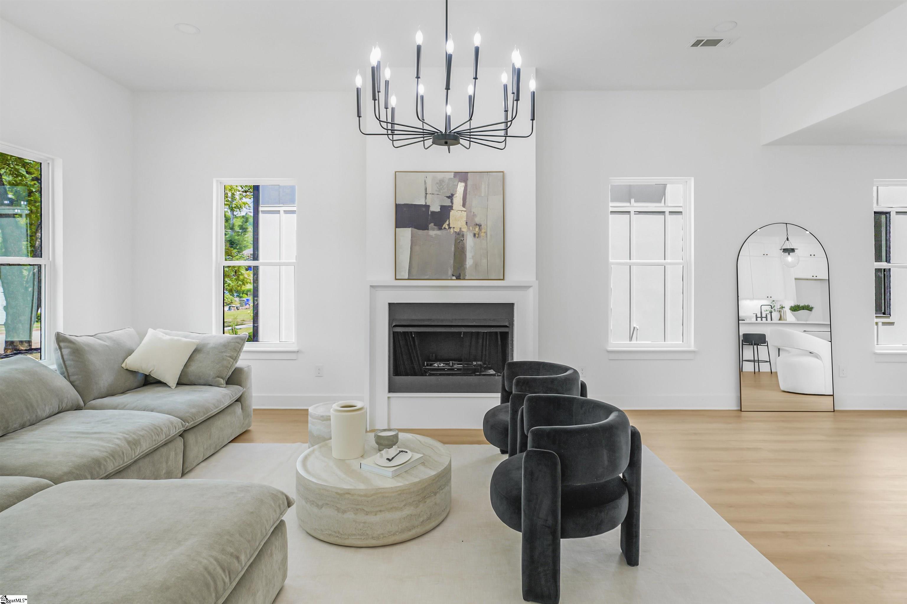 19 Beck Avenue Greenville, SC 29605