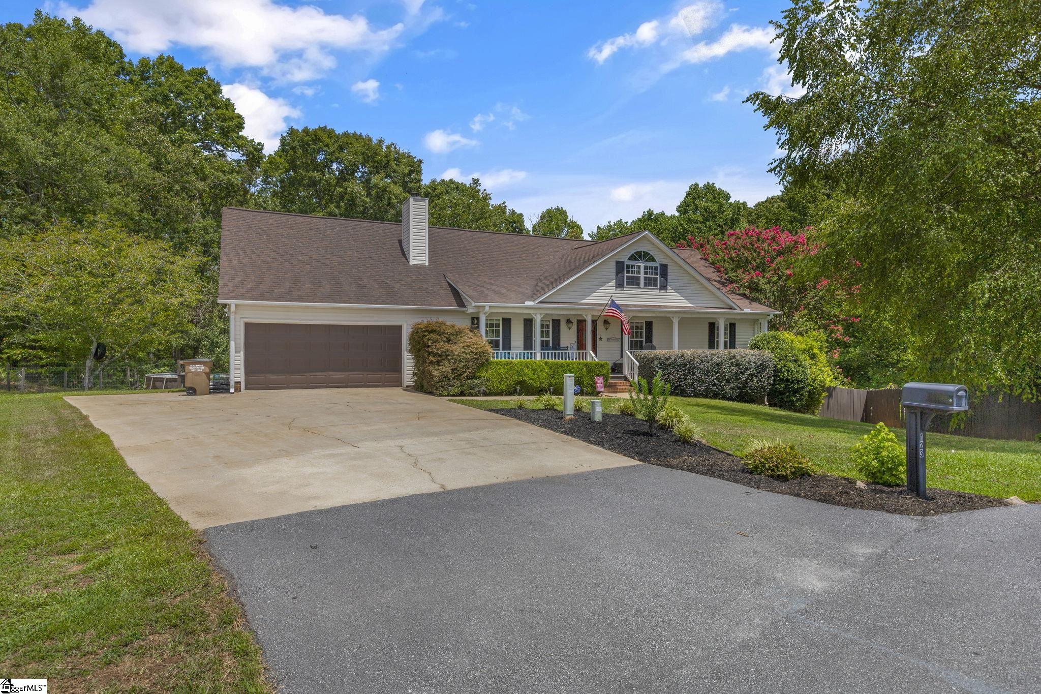 123 Crompton Drive Pelzer, SC 29669