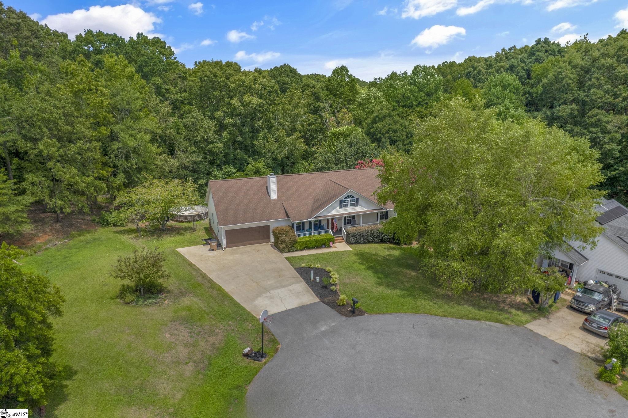 123 Crompton Drive Pelzer, SC 29669