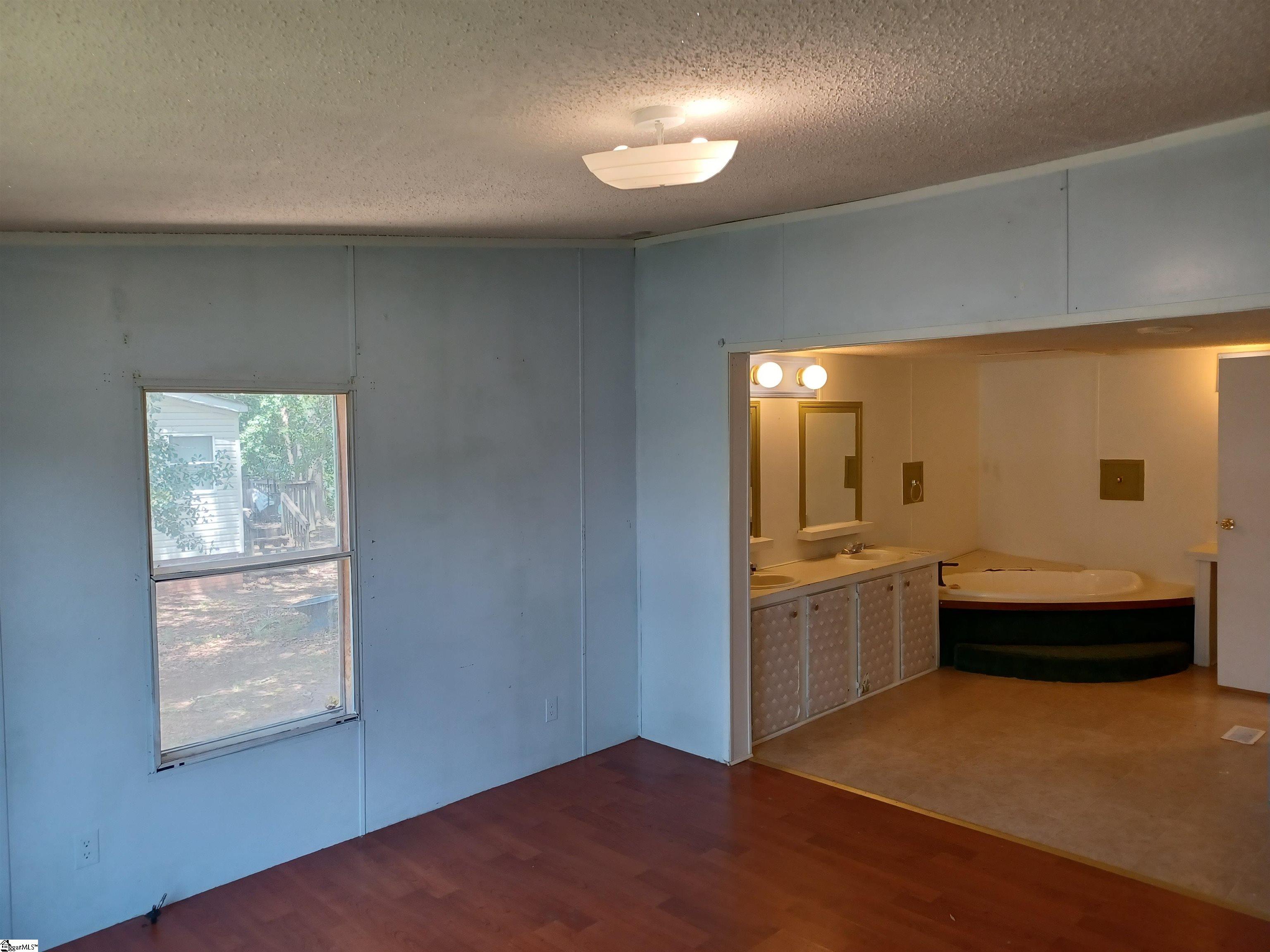 102 Sagewood Court Fountain Inn, SC 29644-5246