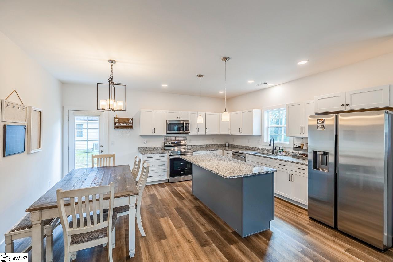 254 Stone Avenue Woodruff, SC 29388