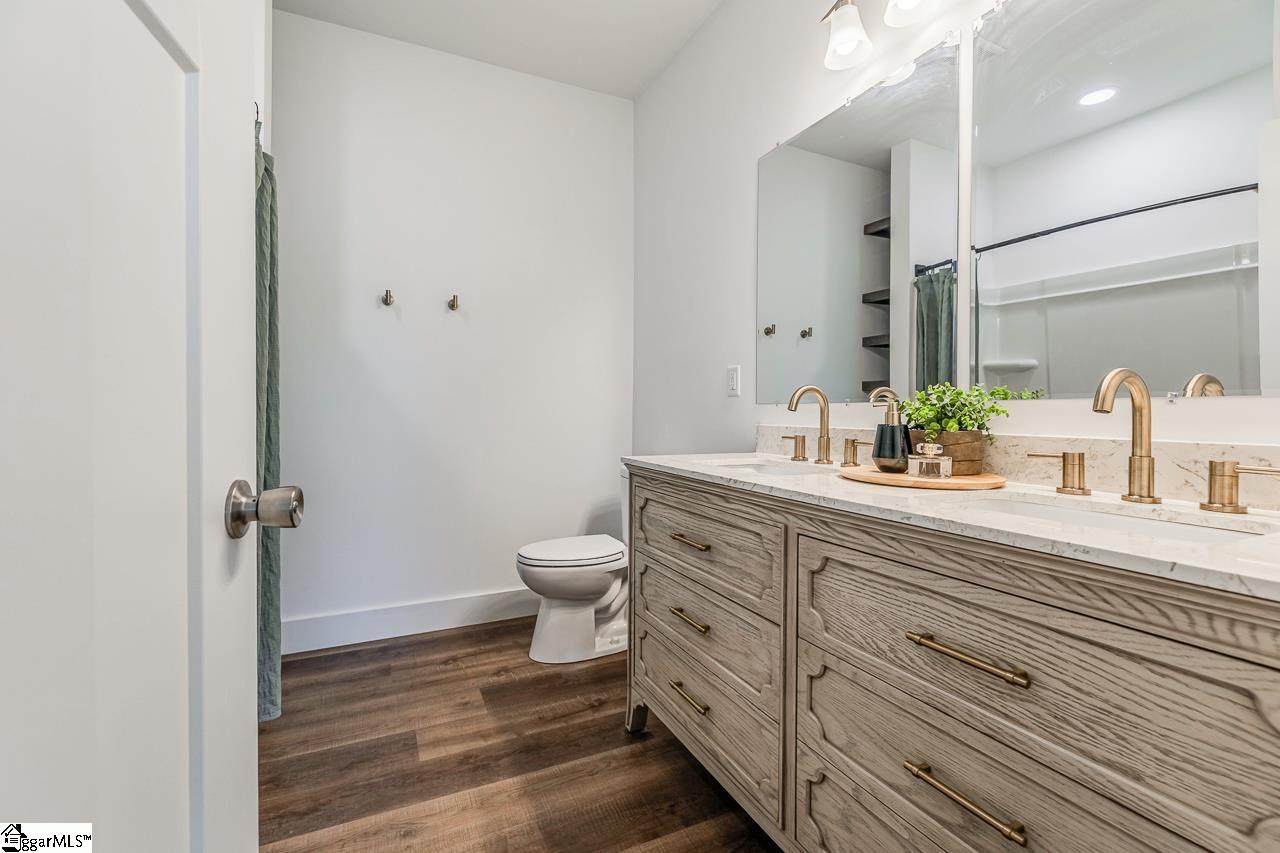 254 Stone Avenue Woodruff, SC 29388