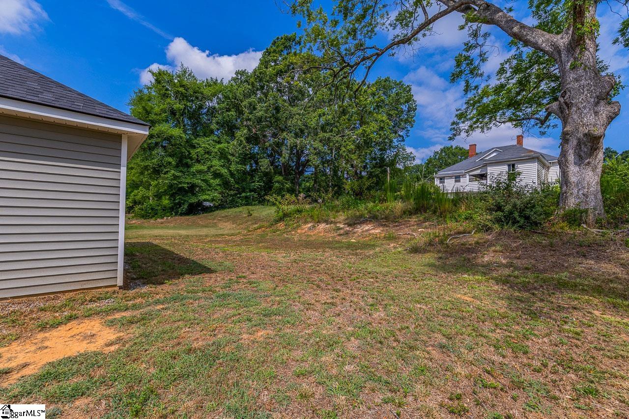 254 Stone Avenue Woodruff, SC 29388