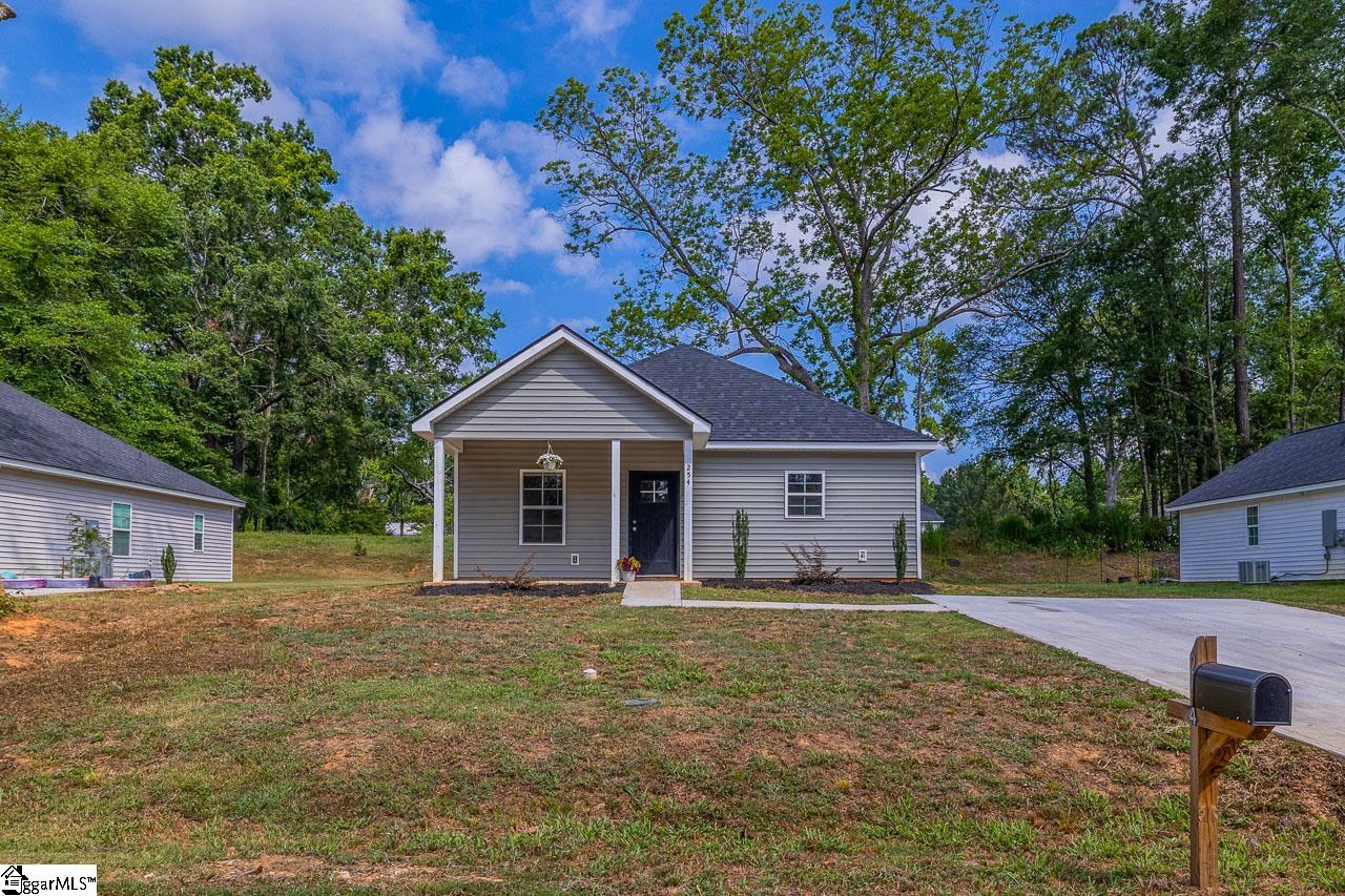 254 Stone Avenue Woodruff, SC 29388