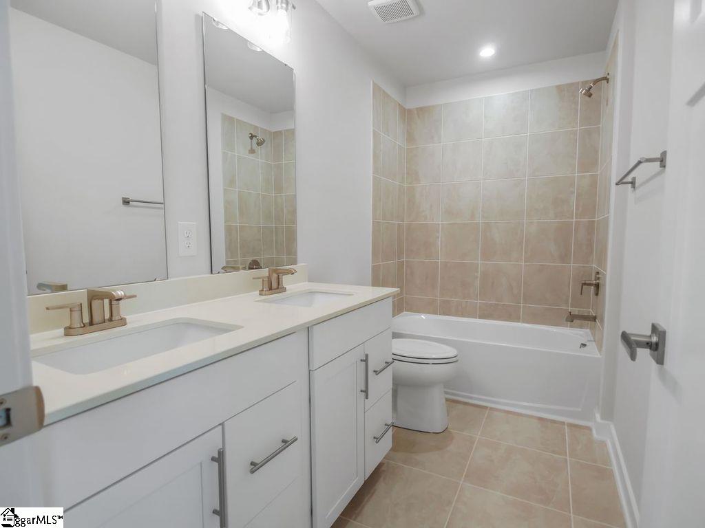 7244 Red Cedar Trail Spartanburg, SC 29306