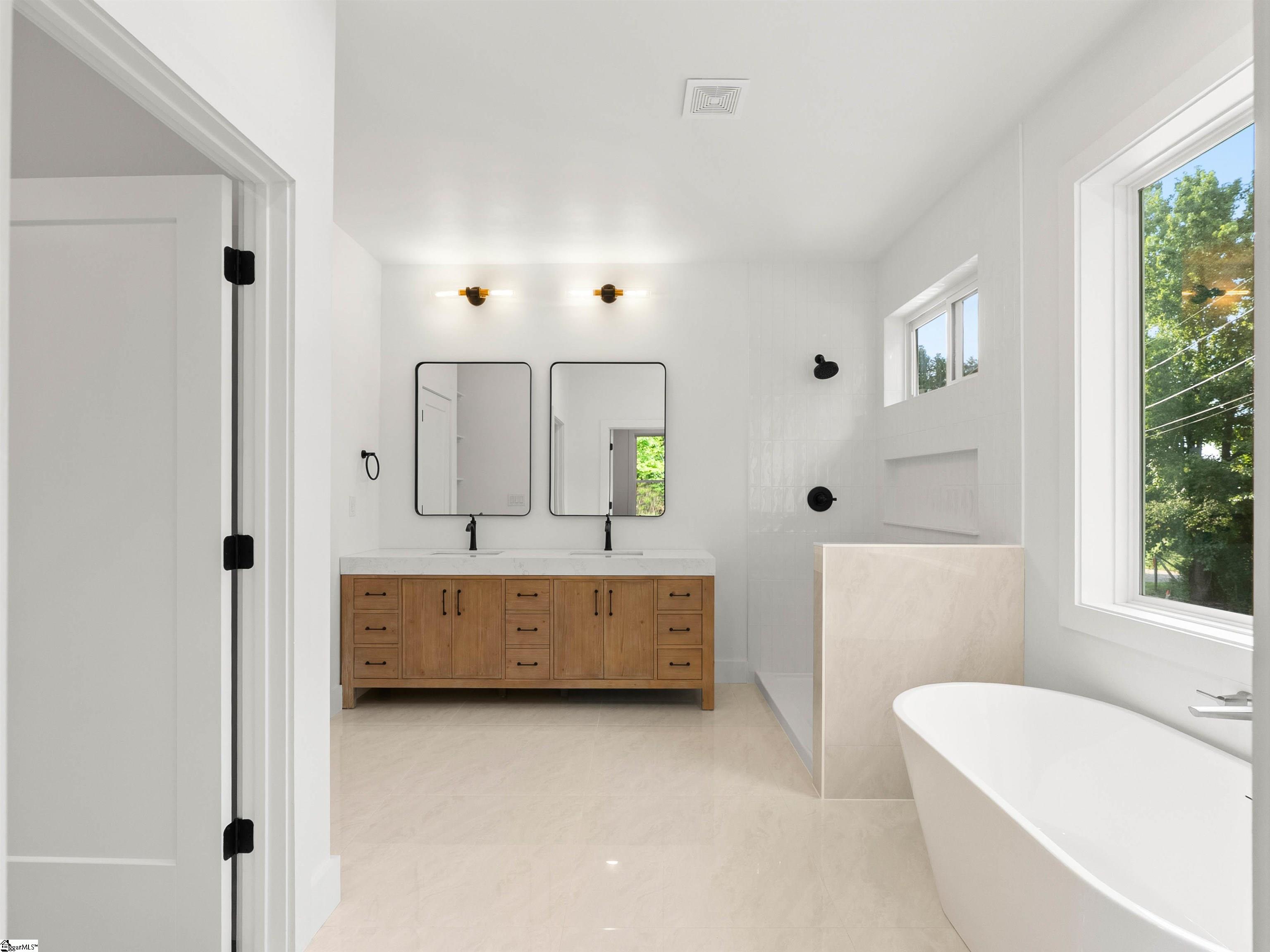 492 Hickory Hollow Road Inman, SC 29349