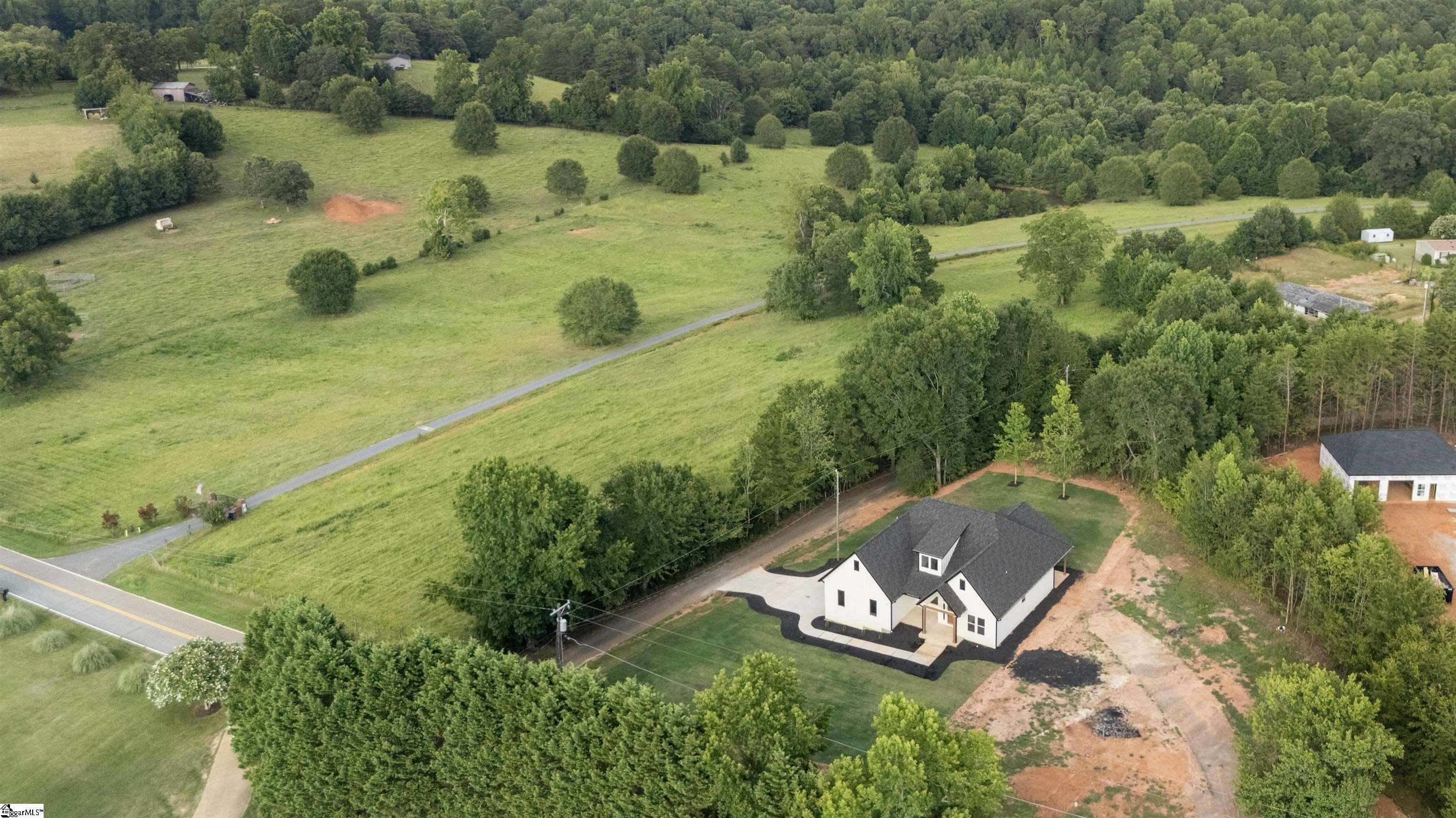 492 Hickory Hollow Road Inman, SC 29349
