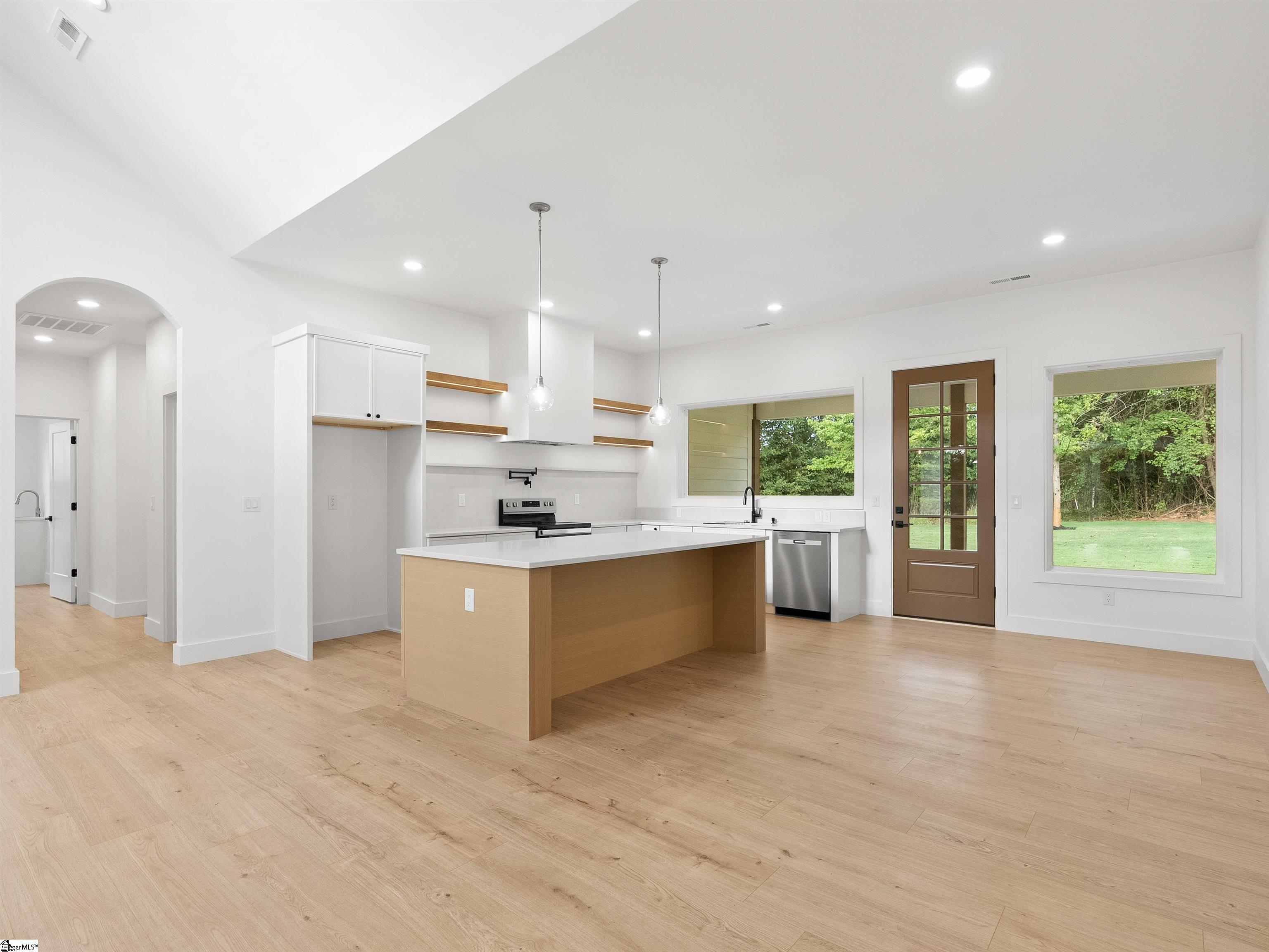 492 Hickory Hollow Road Inman, SC 29349