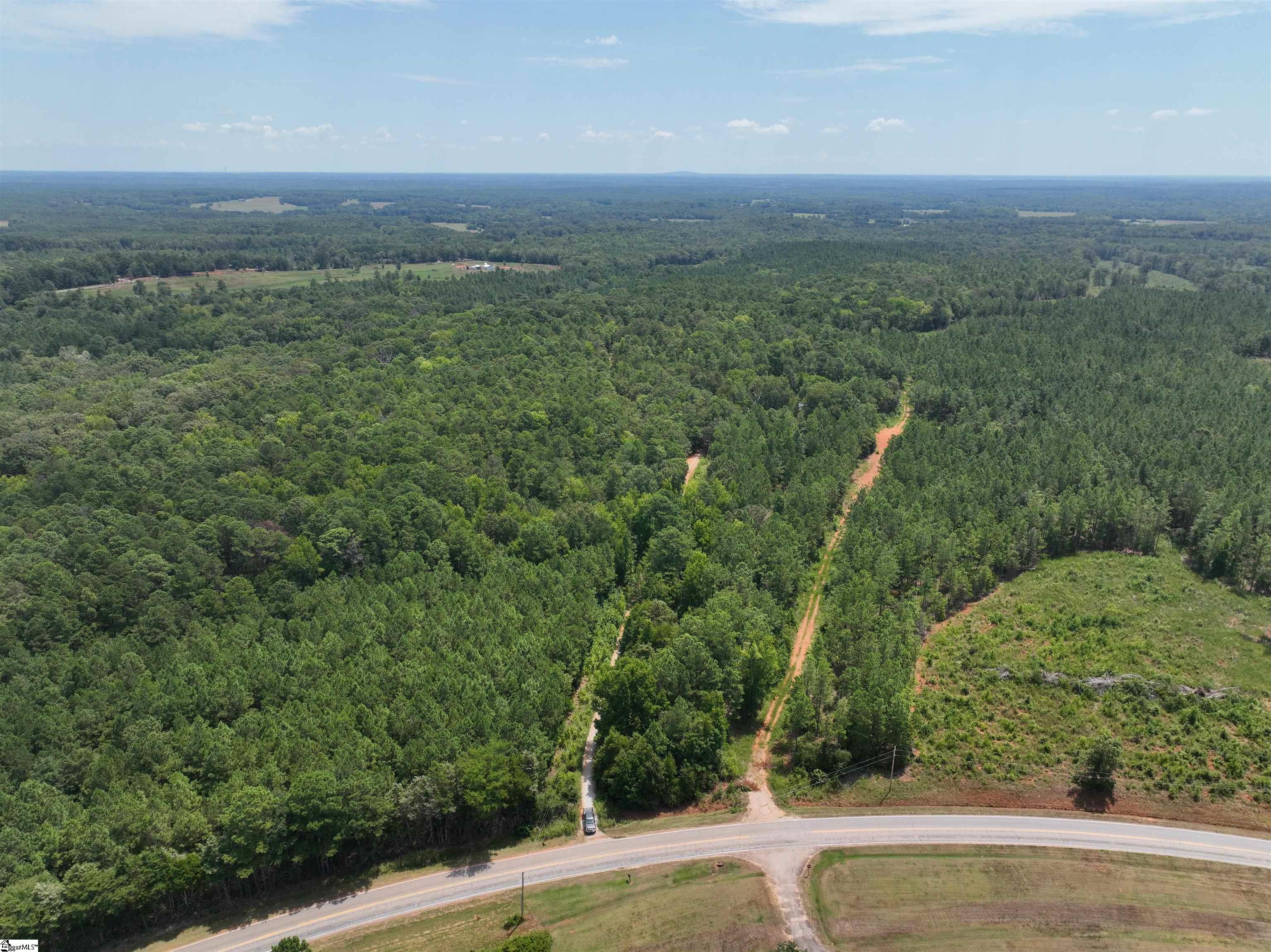 1324 Highway 81 N Calhoun Falls, SC 29628