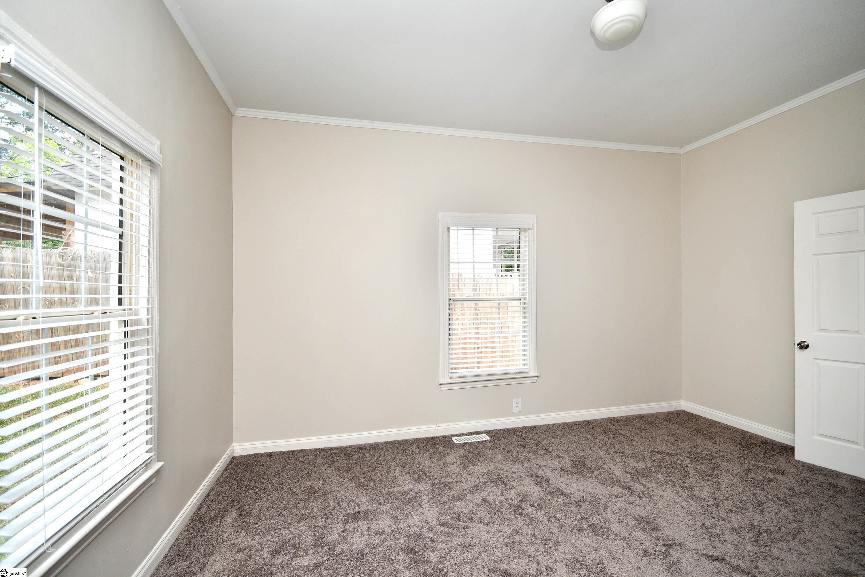 5 Cardwell Street Greenville, SC 29605
