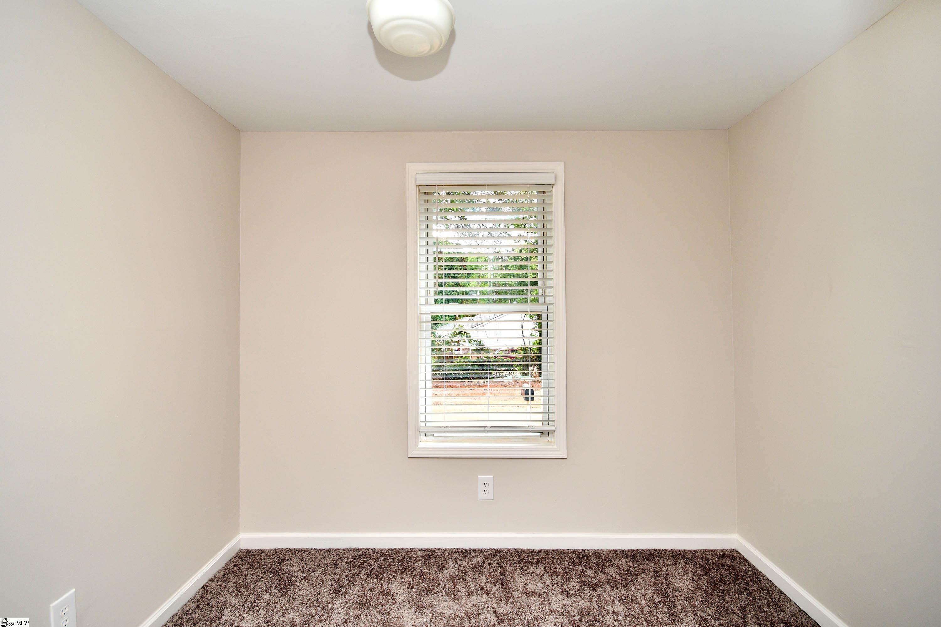 5 Cardwell Street Greenville, SC 29605