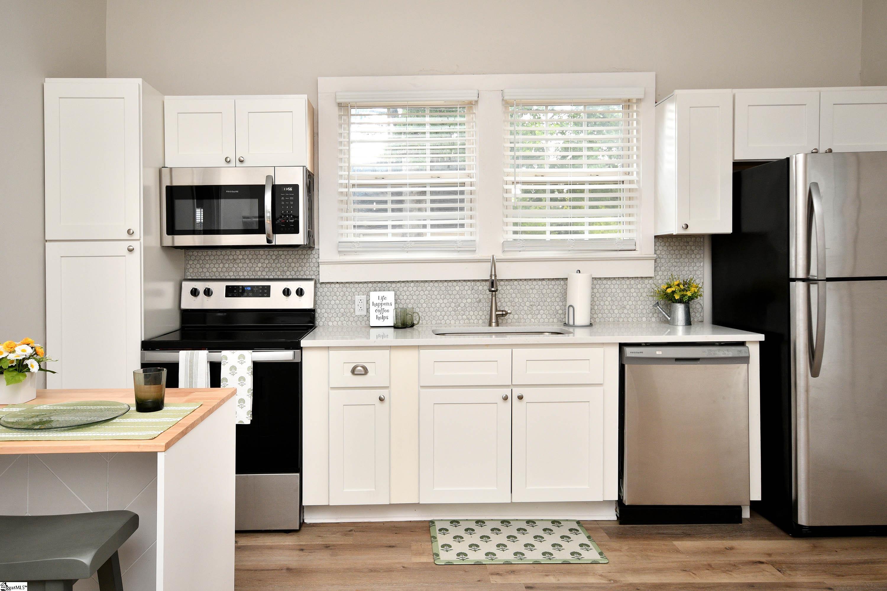 5 Cardwell Street Greenville, SC 29605