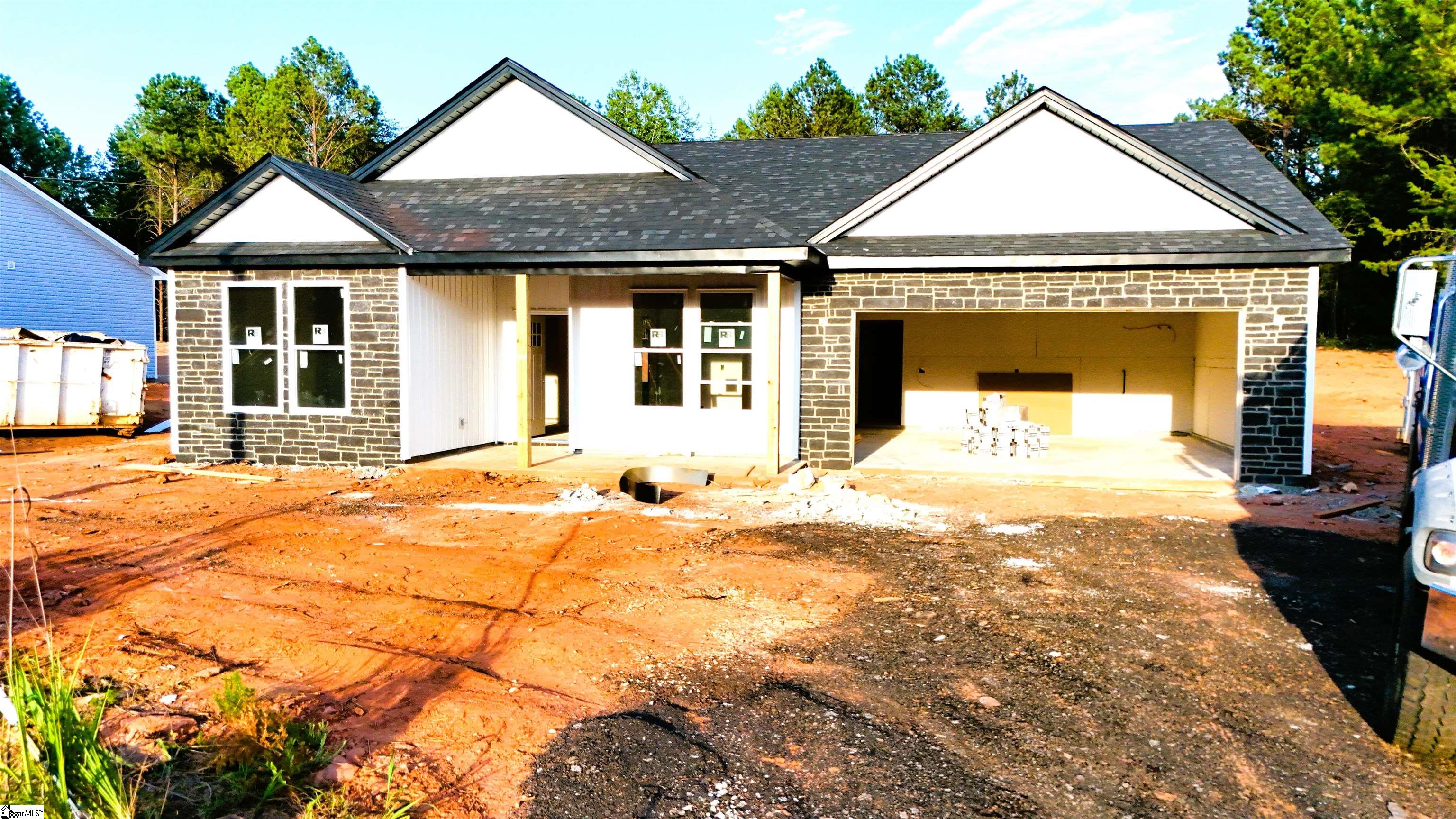 325 Gwinn Mill Road Pauline, SC 29374