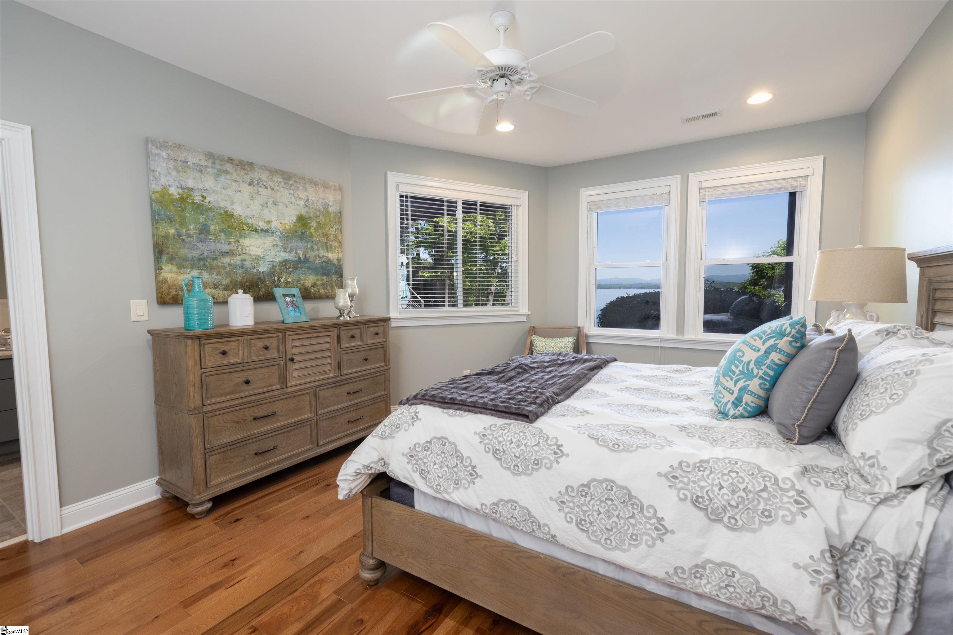 217 E Wynward Pointe Drive Salem, SC 29676