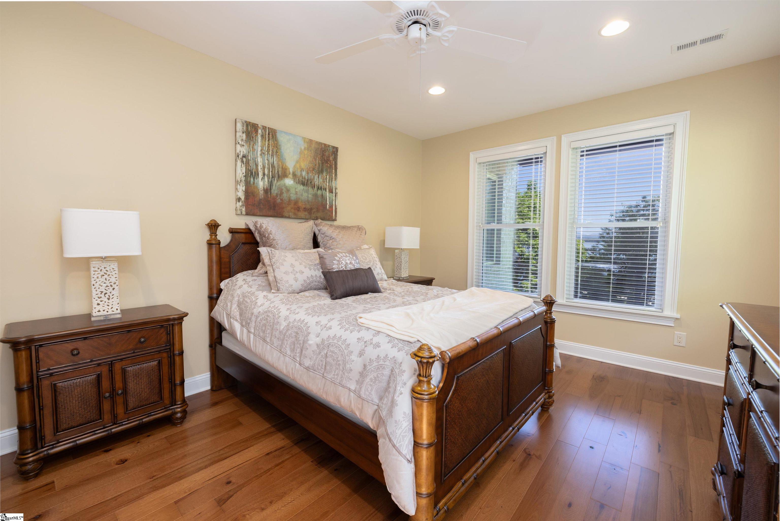 217 E Wynward Pointe Drive Salem, SC 29676