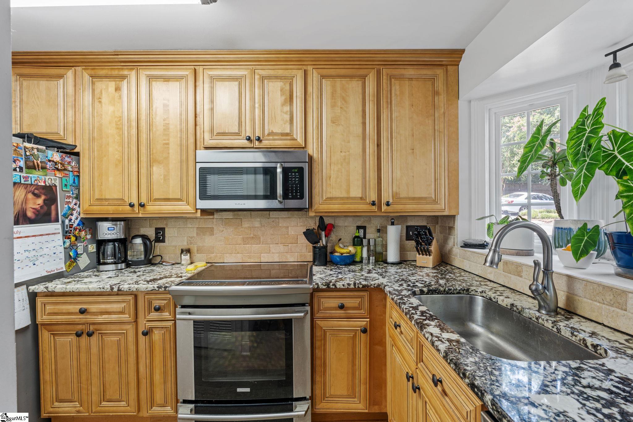 900 N Main Street UNIT Unit 7 Greenville, SC 29609