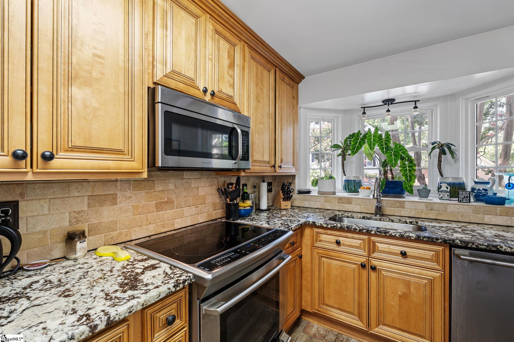 900 N Main Street UNIT Unit 7 Greenville, SC 29609
