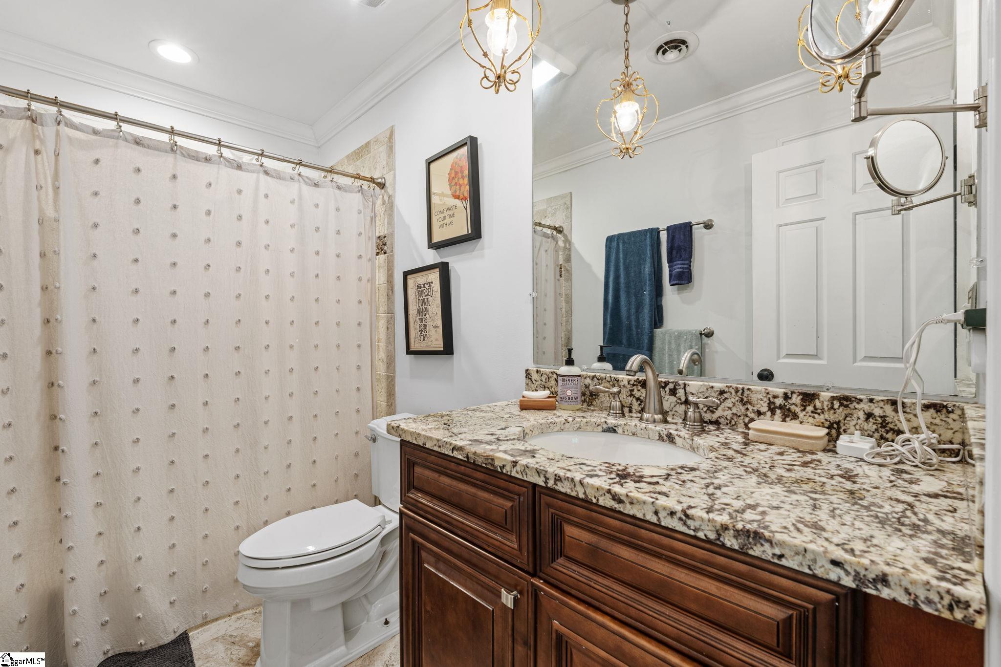 900 N Main Street UNIT Unit 7 Greenville, SC 29609