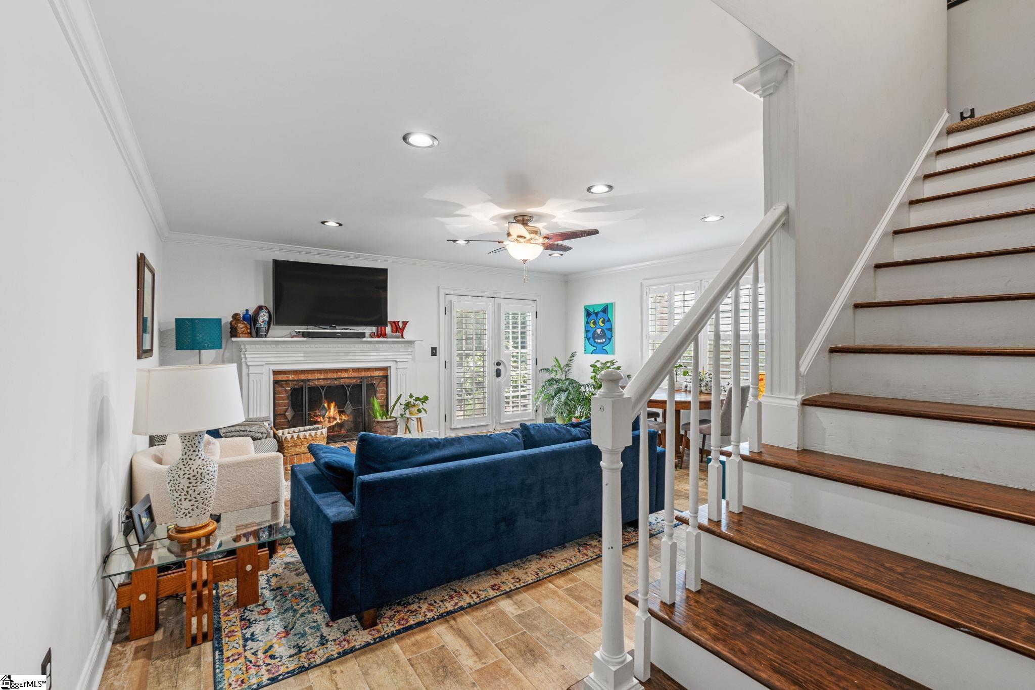 900 N Main Street UNIT Unit 7 Greenville, SC 29609