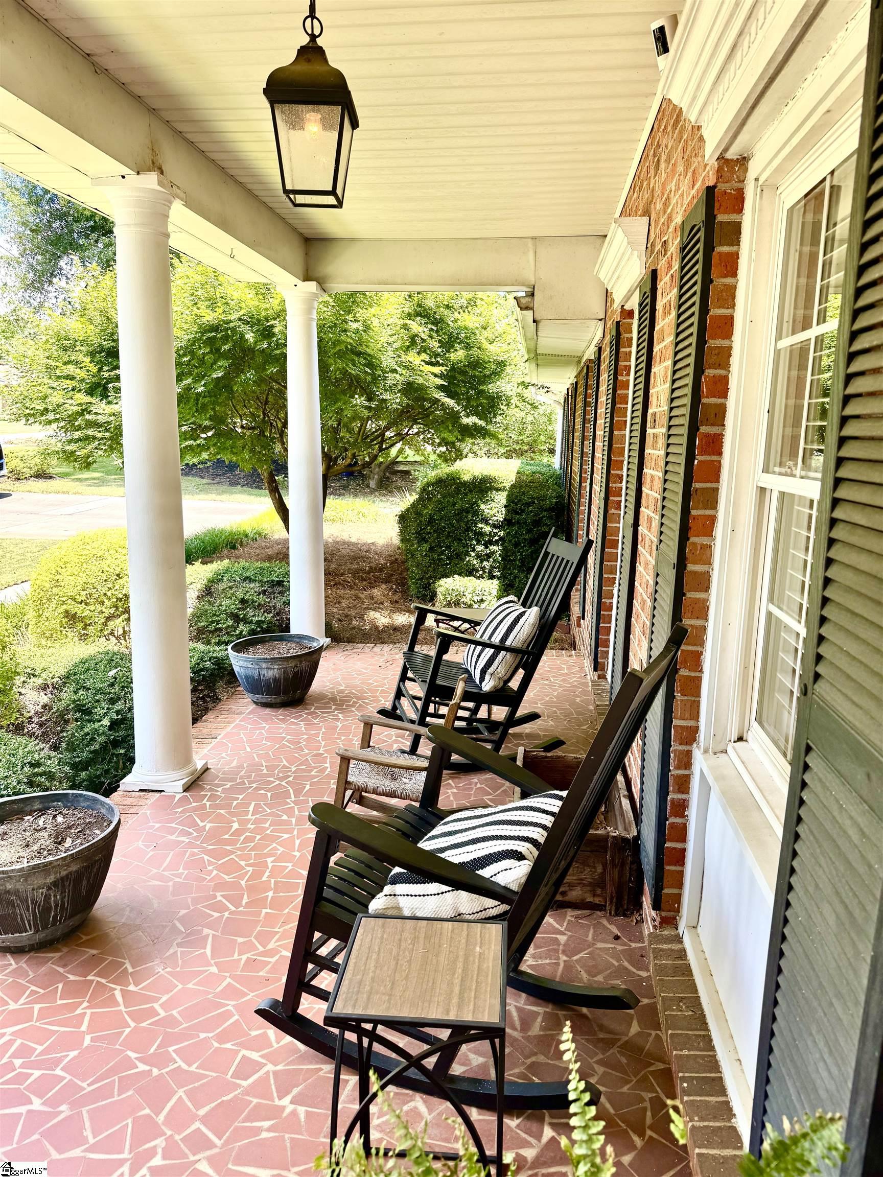 10 Dagenham Drive Greenville, SC 29615