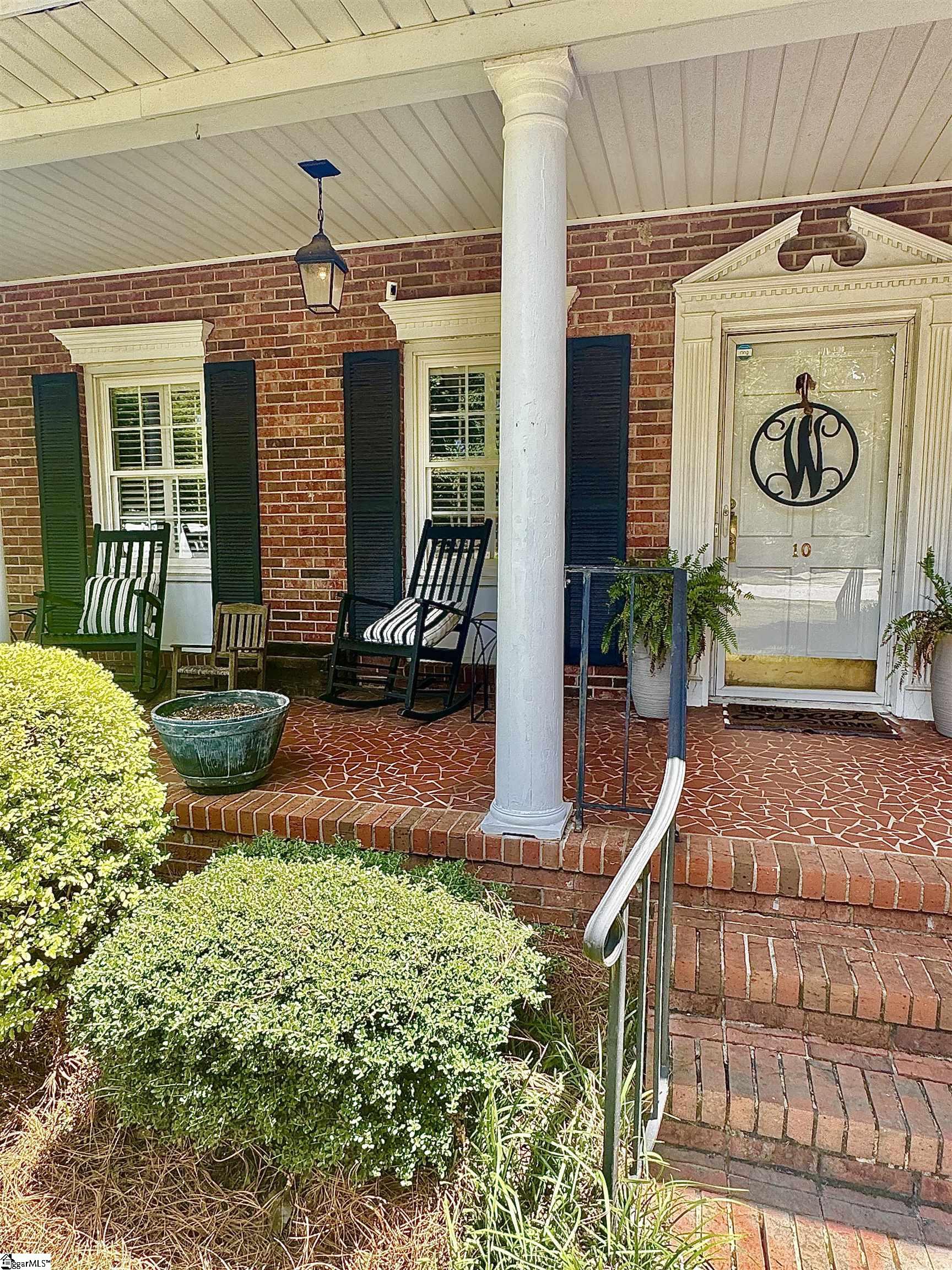 10 Dagenham Drive Greenville, SC 29615