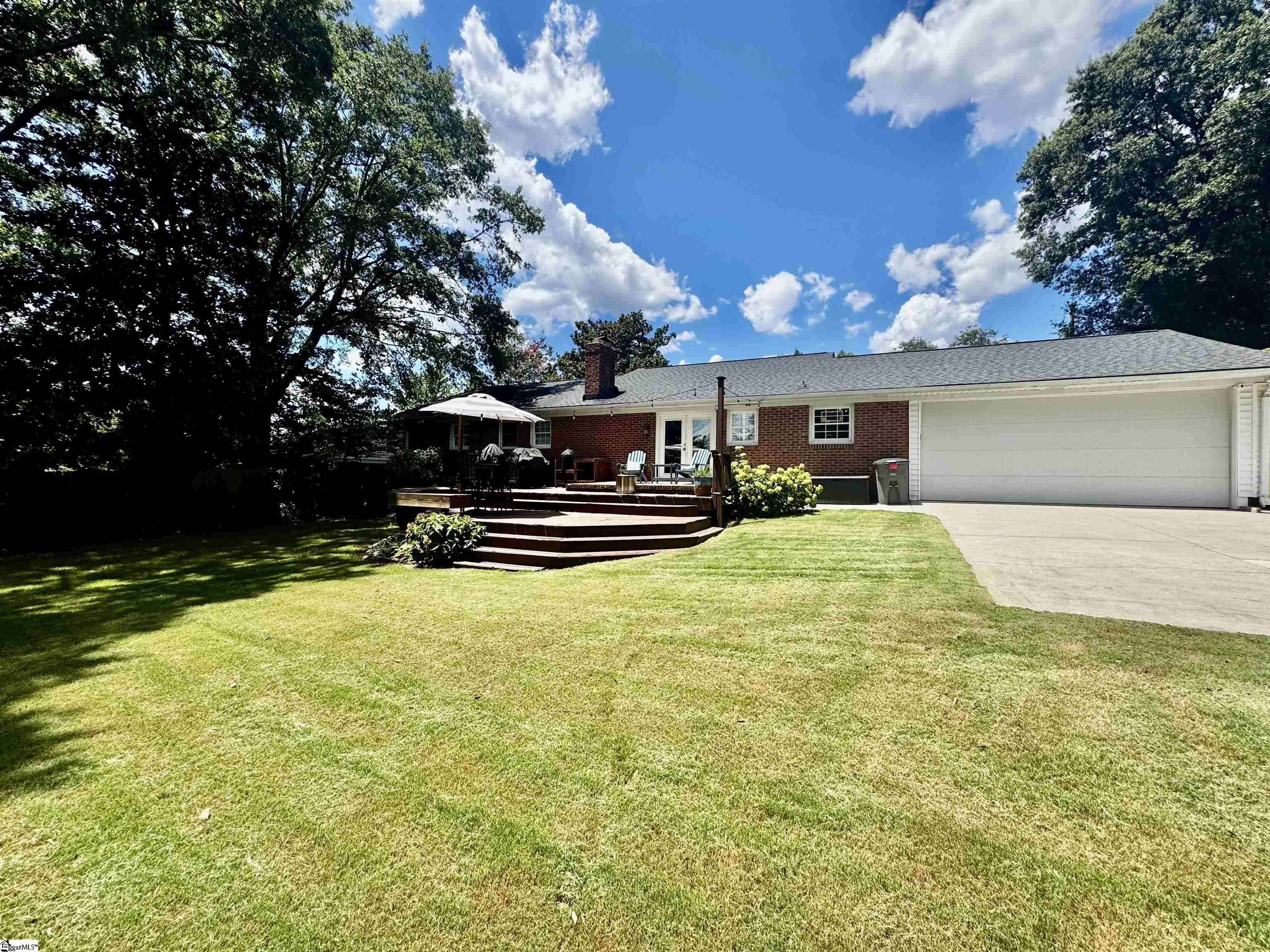 10 Dagenham Drive Greenville, SC 29615