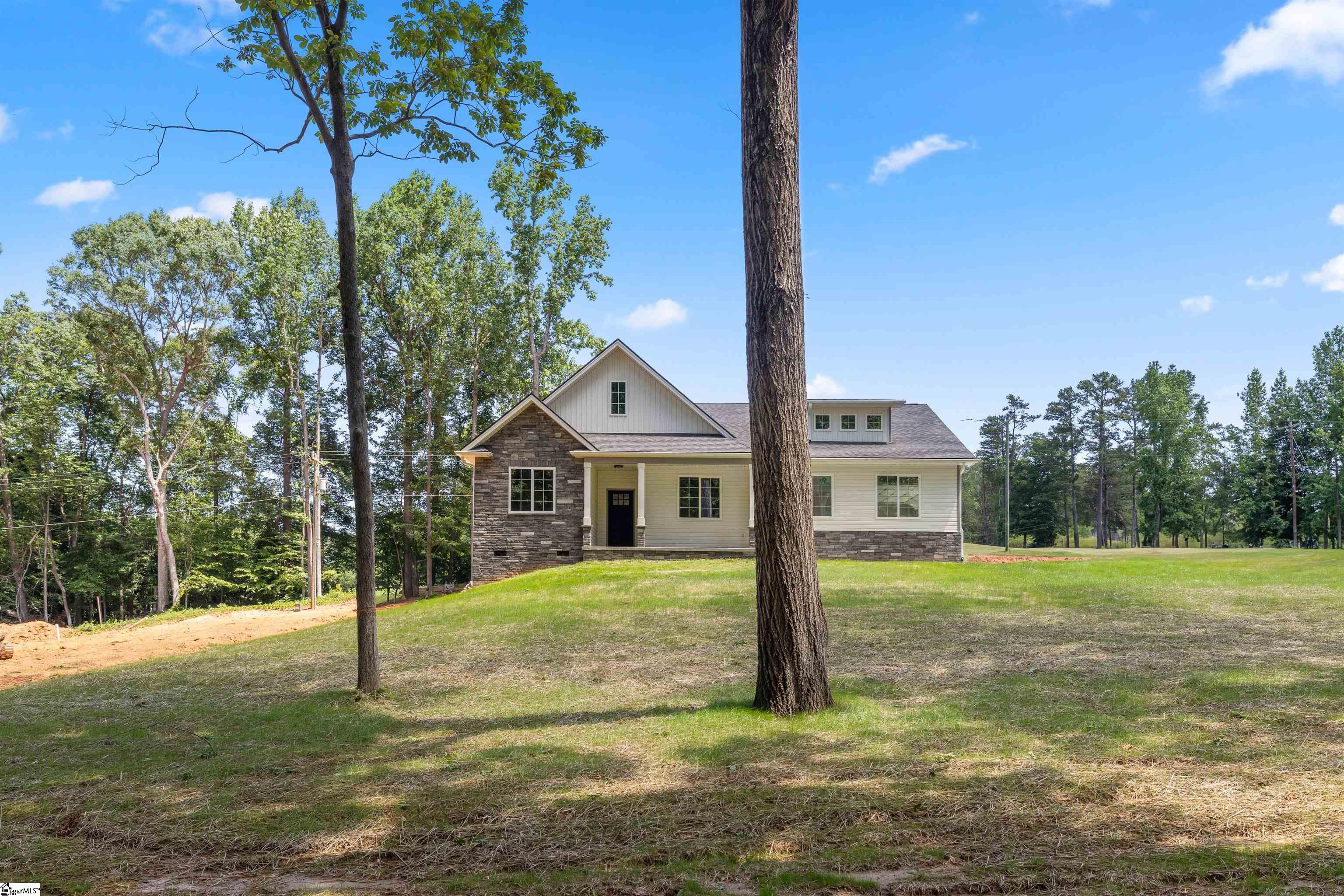 3135 E Croft Circle Spartanburg, SC 29302