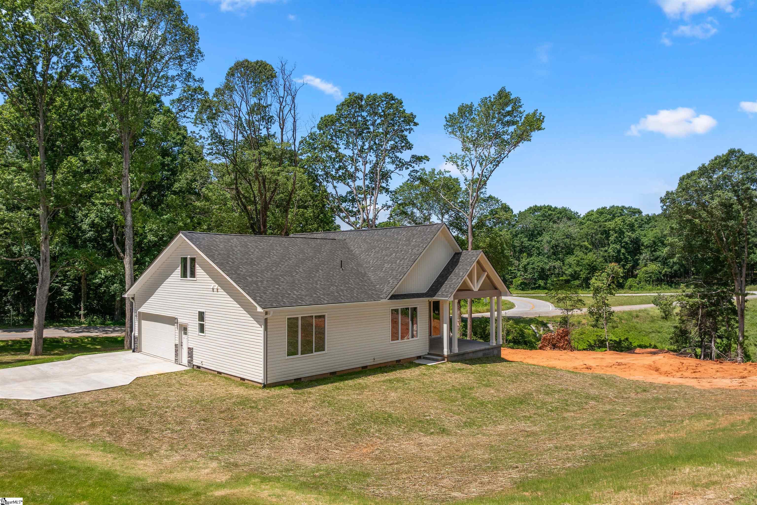 3135 E Croft Circle Spartanburg, SC 29302